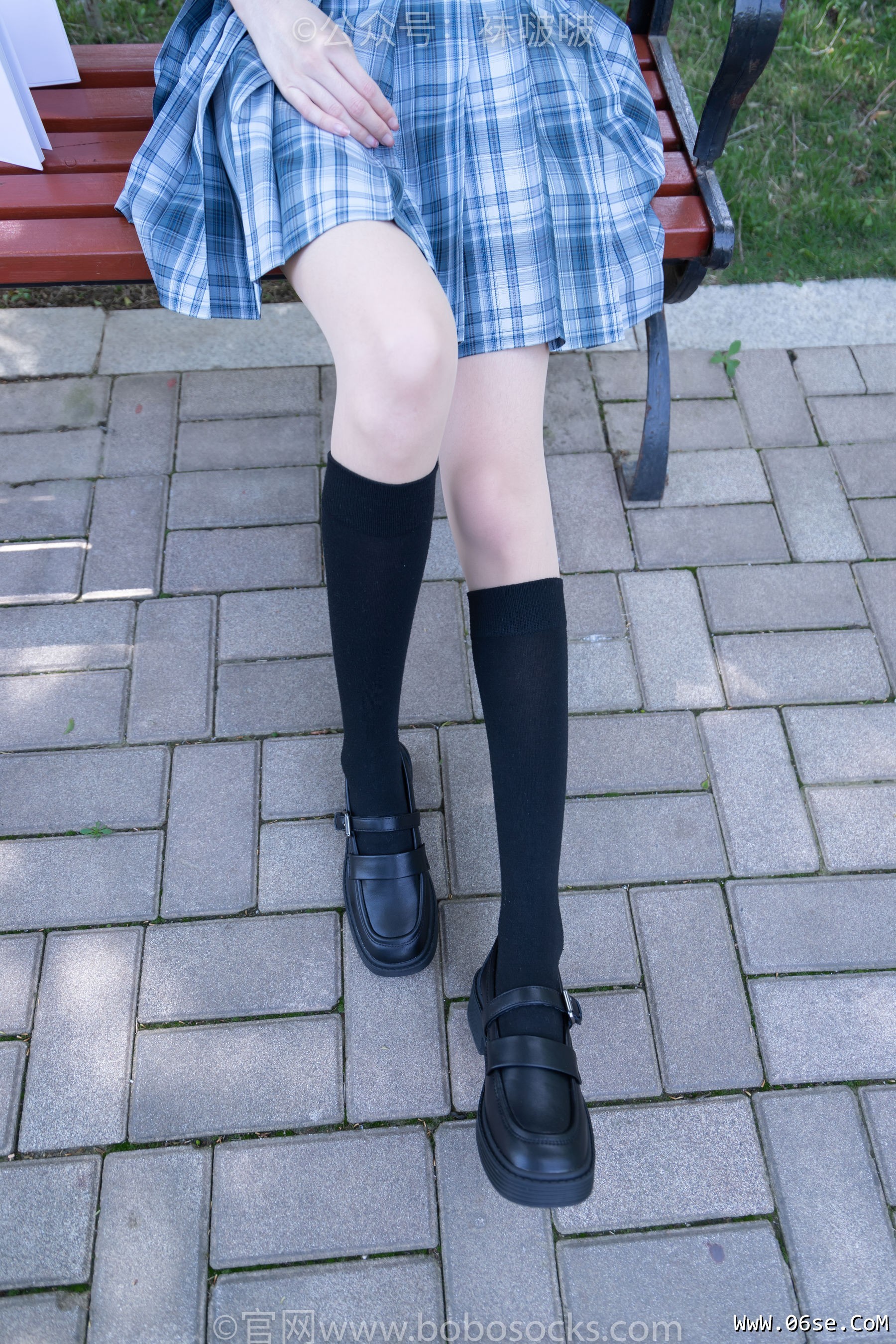 图片[24]-BoBoSocks袜啵啵 No.007 稚予-JK制服、皮鞋、黑色中筒棉袜、肉丝[143P]-六色网