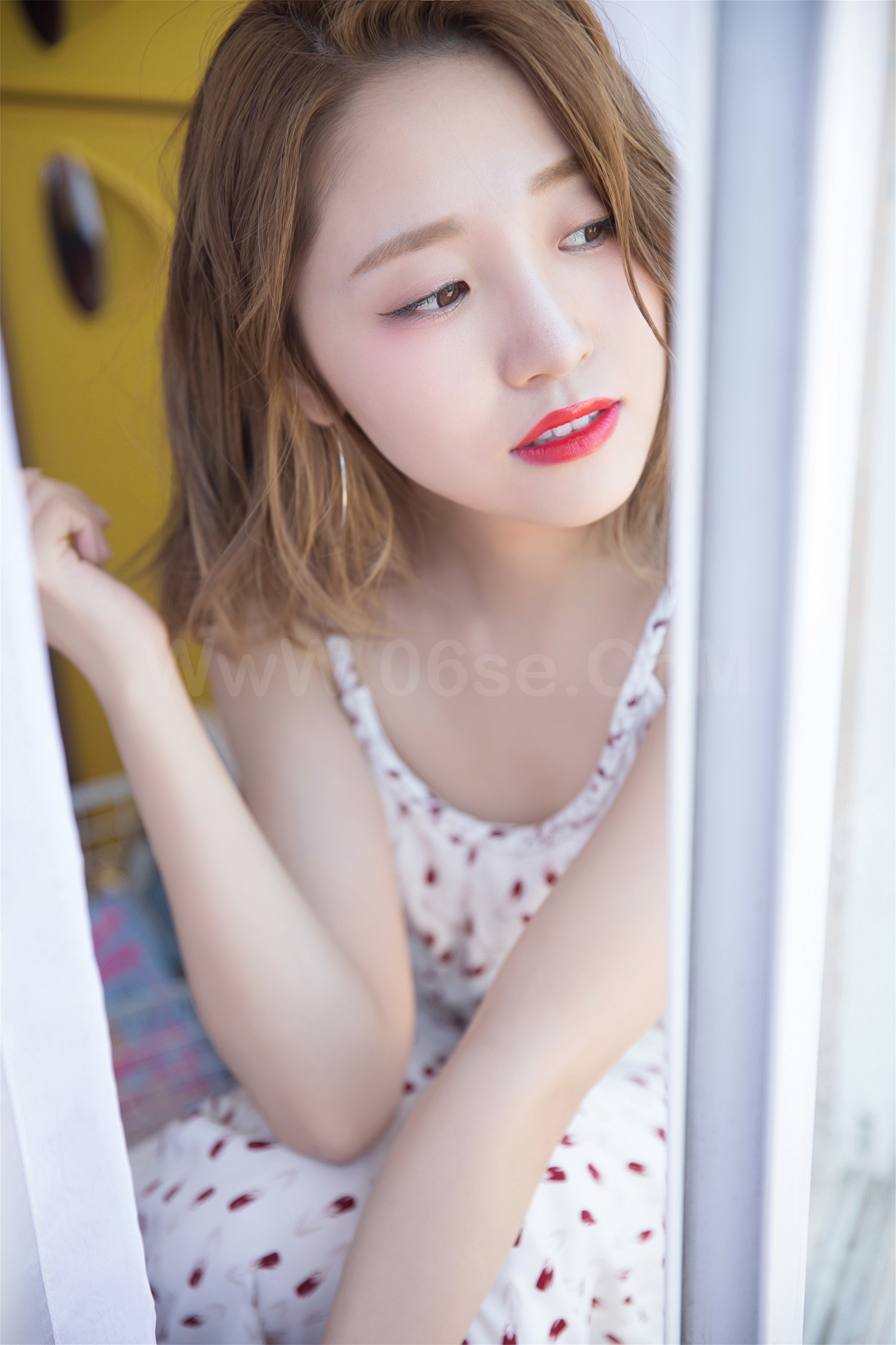 图片[33]-雅拉伊 – 《阳光下的小姐姐》[33P]-六色网