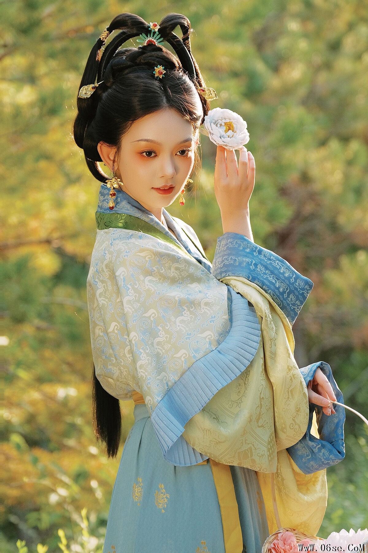 YiTuYu艺图语 Vol.7768 Qiu Qiu[32P]-六色网