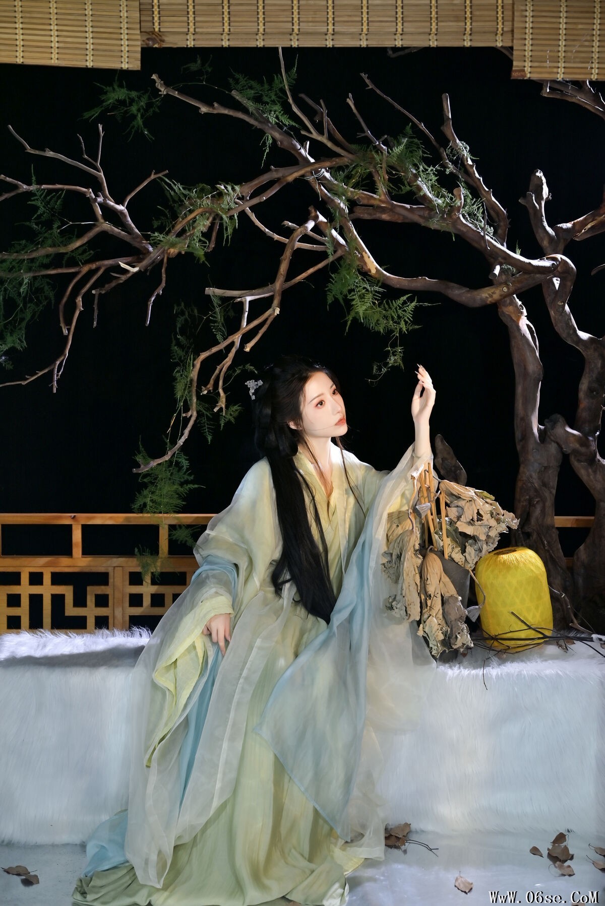 图片[14]-YiTuYu艺图语 Vol.6834 Ni De San San[21P]-六色网