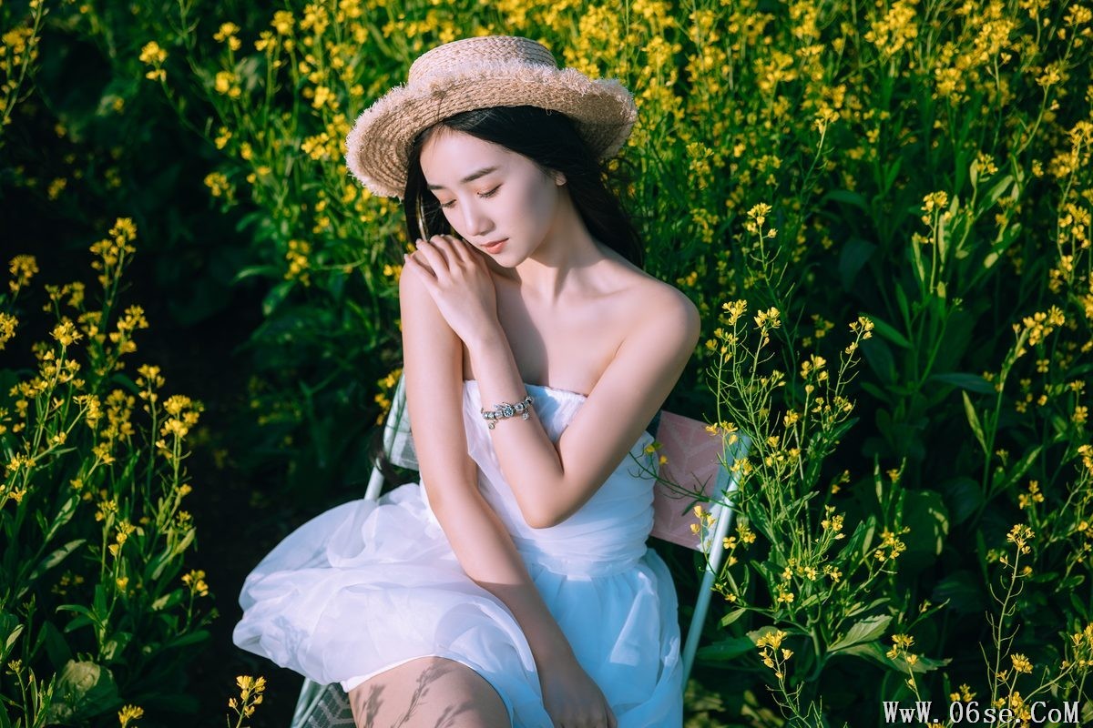 图片[29]-YiTuYu艺图语 Vol.4426 Yi Yu He Bao Dan[51P]-六色网