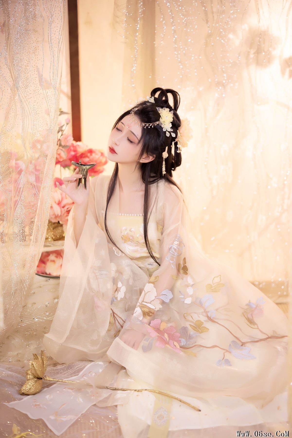 图片[24]-YiTuYu艺图语 Vol.3498 Qi Luo Sheng De Xiao Su Su[31P]-六色网