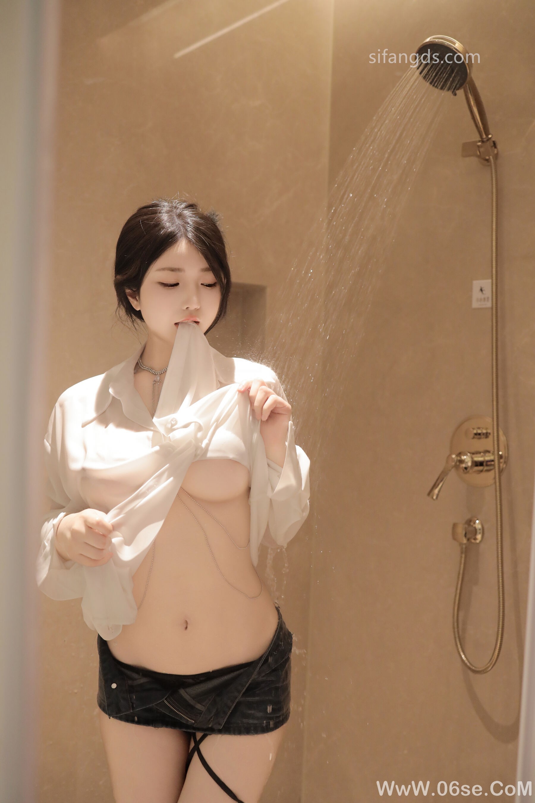 图片[44]-私购流出 NO.8400 陈小花《私购流出》[92P + 8V]-六色网