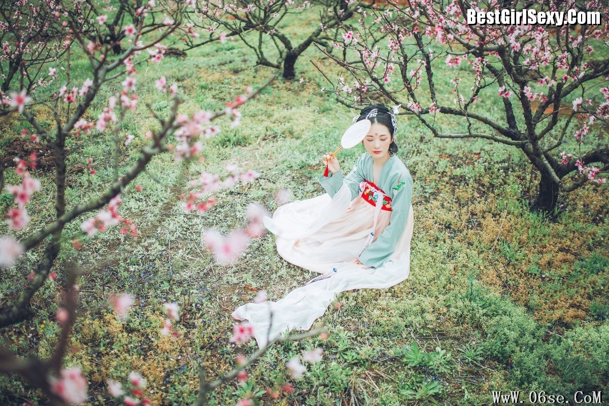 图片[31]-YiTuYu艺图语 Vol.4056 Fan Fan[32P]-六色网