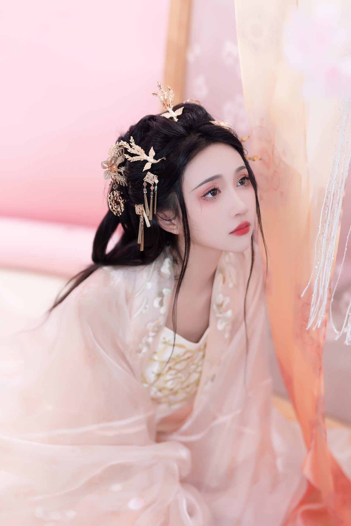 图片[6]-YiTuYu艺图语 Vol.5561 Qi Luo Sheng De Xiao Su Su[28P]-六色网