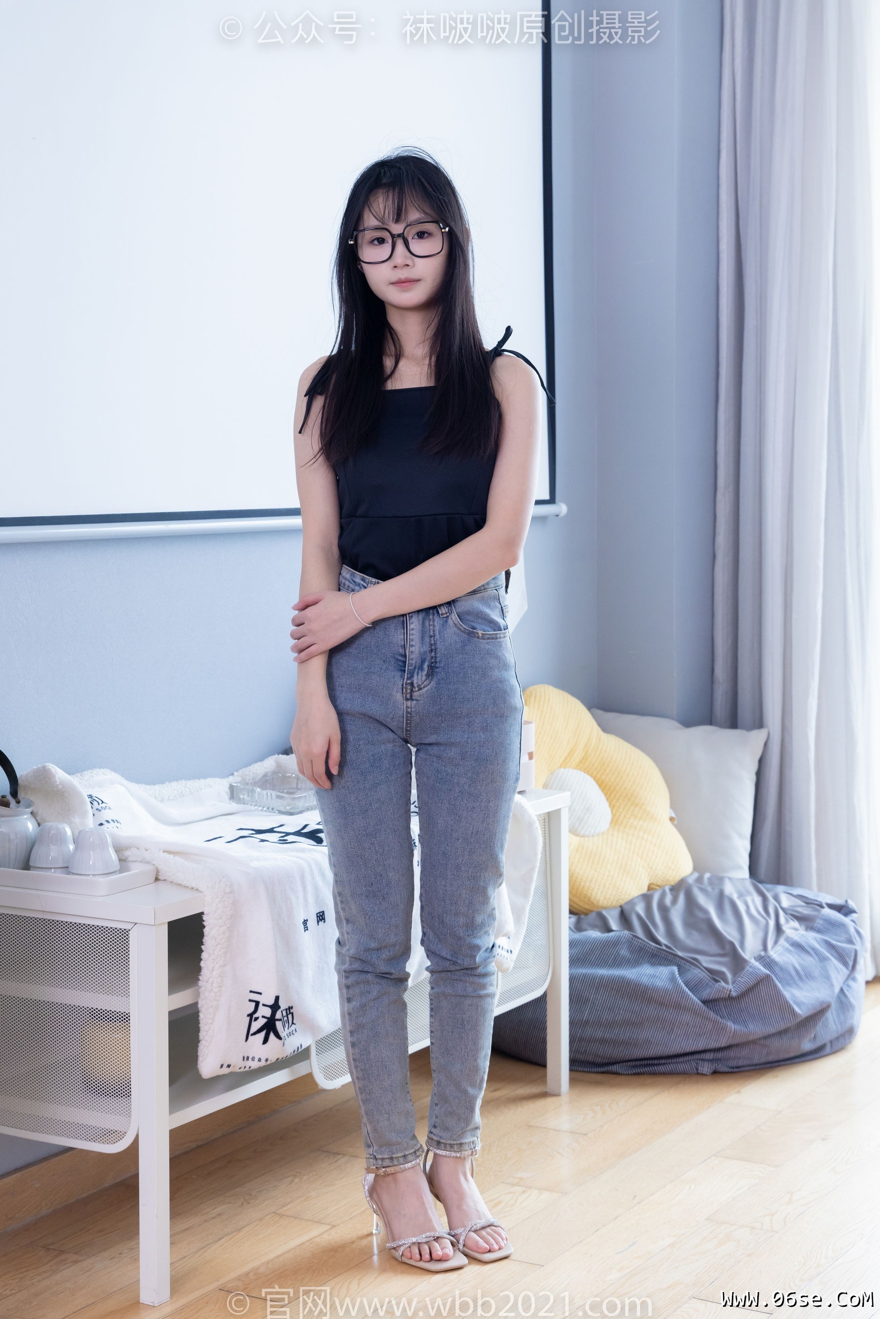 图片[94]-BoBoSocks袜啵啵 No.359 甜甜圈 -板鞋、高跟鞋、牛仔裤、裸足、连衣裙、肉丝[180P]-六色网