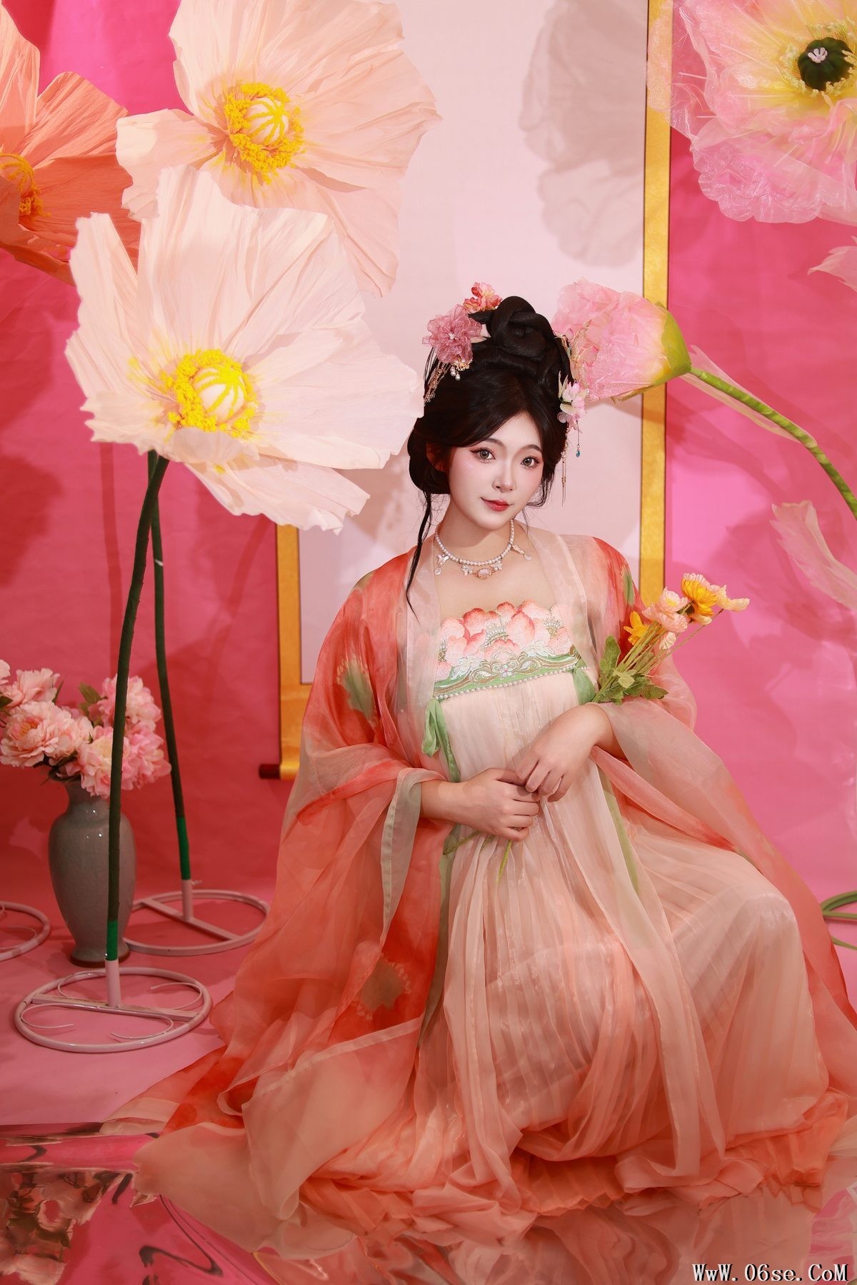 图片[25]-YiTuYu艺图语 Vol.5547 KaiLin Jiang[35P]-六色网