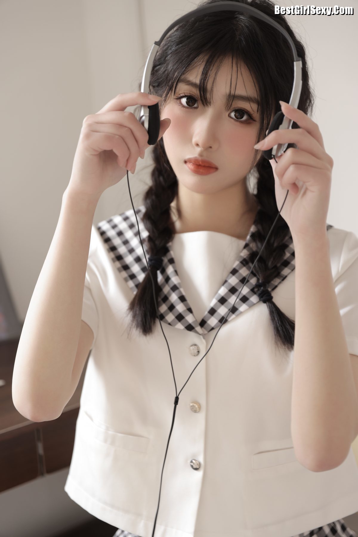 图片[17]-YiTuYu艺图语 Vol.3944 Ru Ya[23P]-六色网