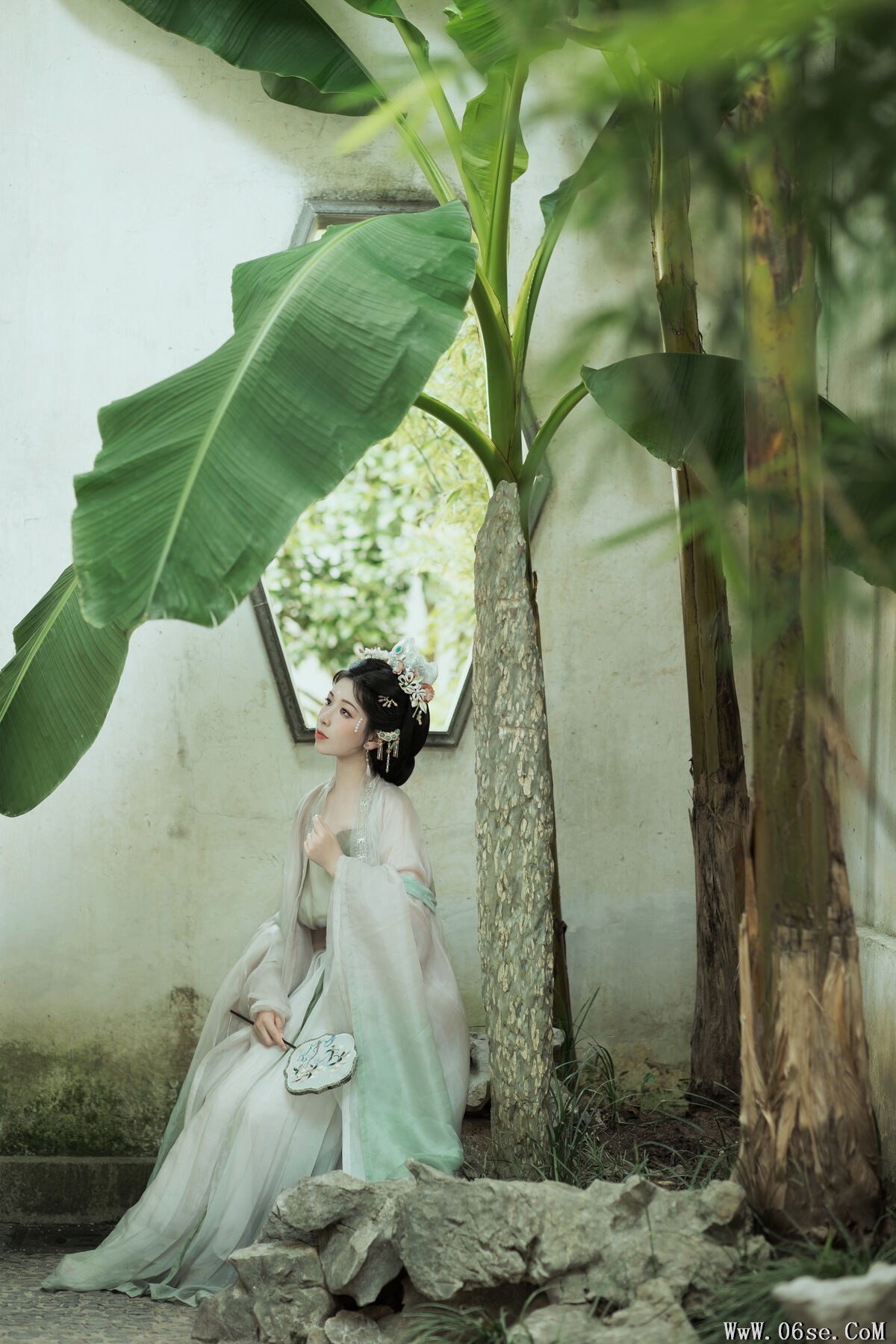 图片[13]-YiTuYu艺图语 Vol.7566 Zheng Du[28P]-六色网