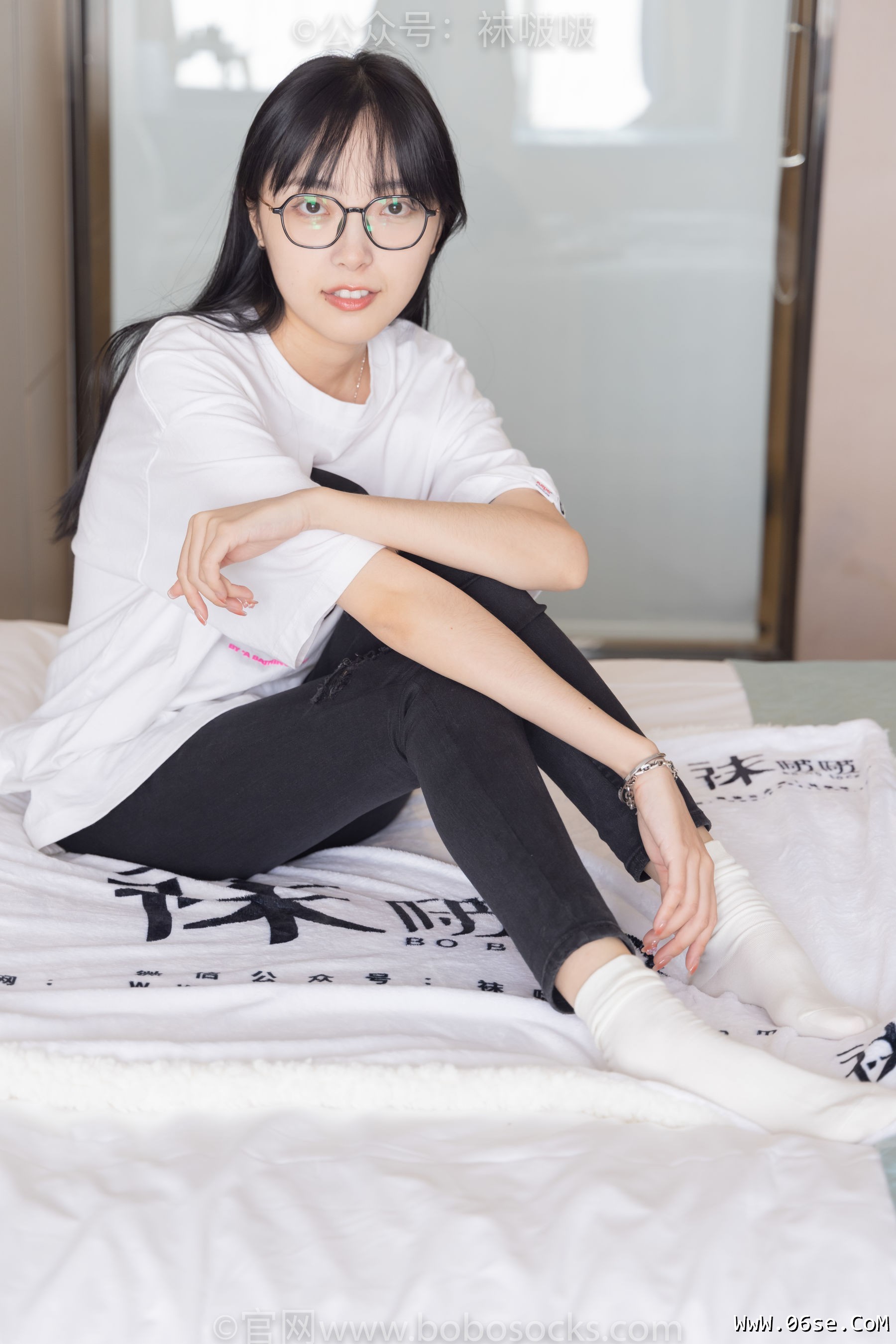 图片[58]-BoBoSocks袜啵啵 No.055 稚予-斯凯奇运动鞋、白棉袜、黑棉袜[139P]-六色网