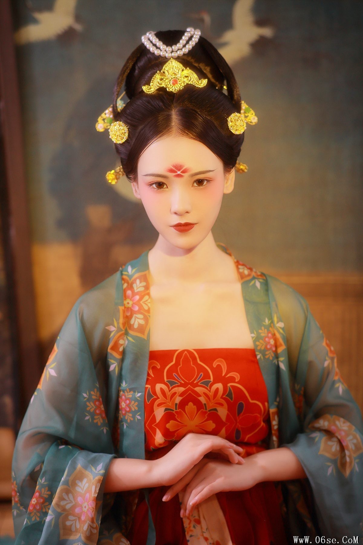 YiTuYu艺图语 Vol.3988 Qing Huan Er[35P]-六色网