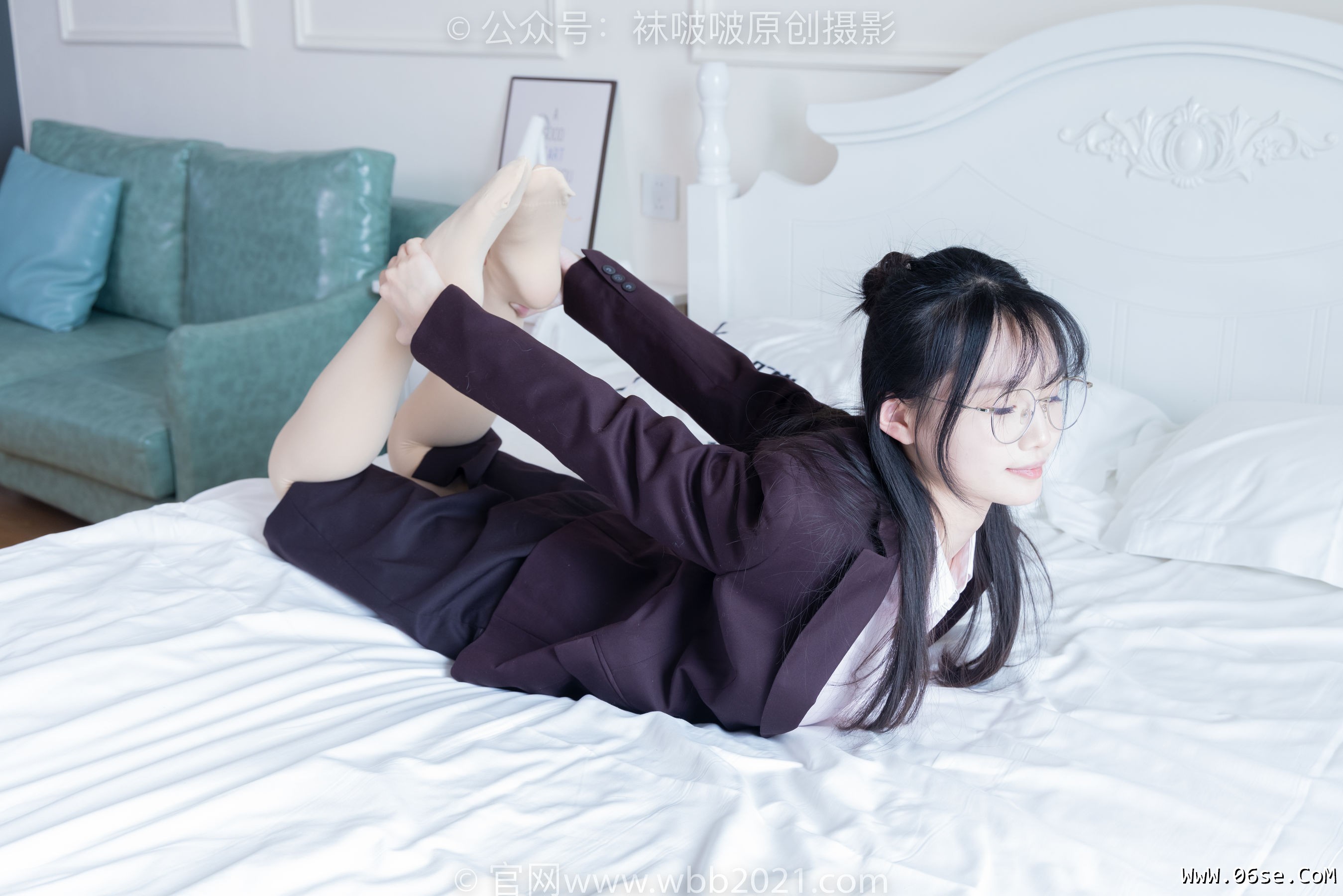 图片[172]-BoBoSocks袜啵啵 No.362 甜甜圈 -两双皮鞋、厚肉丝、厚黑丝、ol制服[230P]-六色网