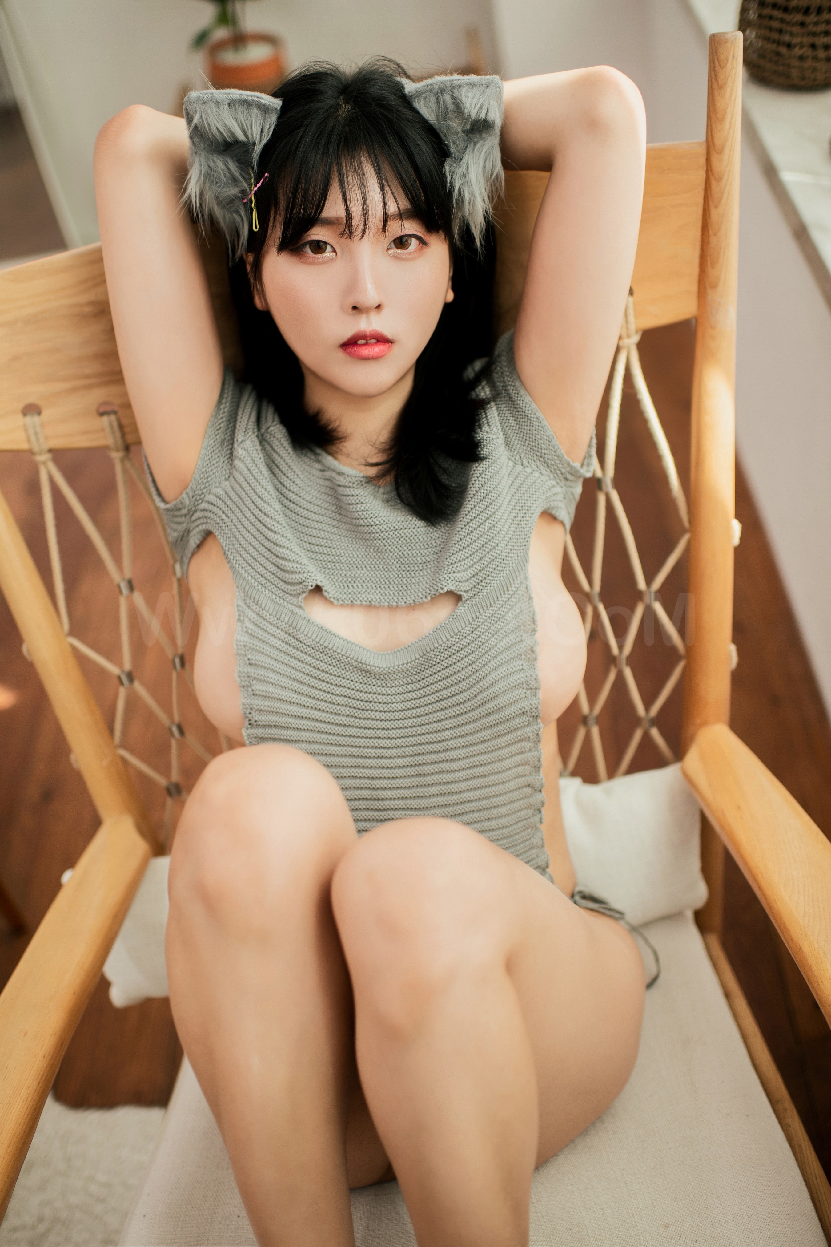 图片[27]-雅拉伊 – 岳岳《小灰兔》[31P]-六色网