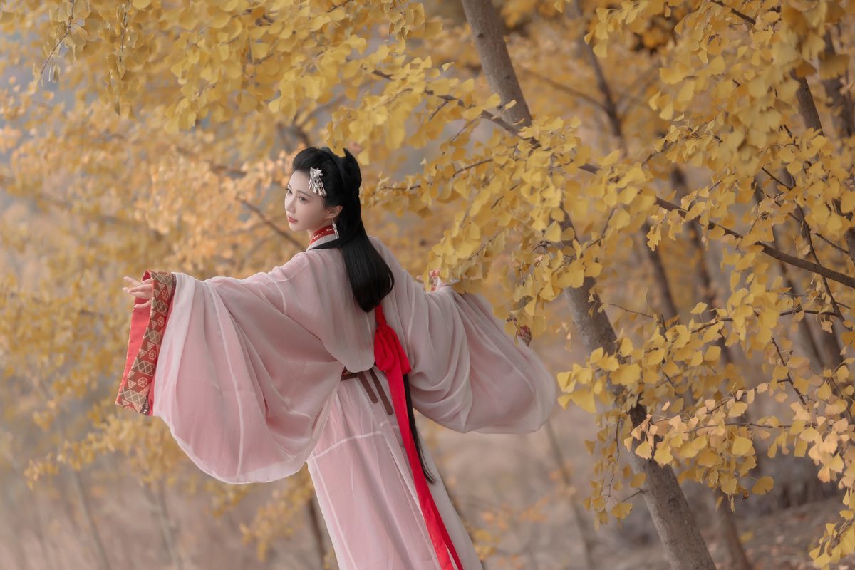 图片[28]-YiTuYu艺图语 Vol.5988 Qi Luo Sheng De Xiao Su Su[28P]-六色网