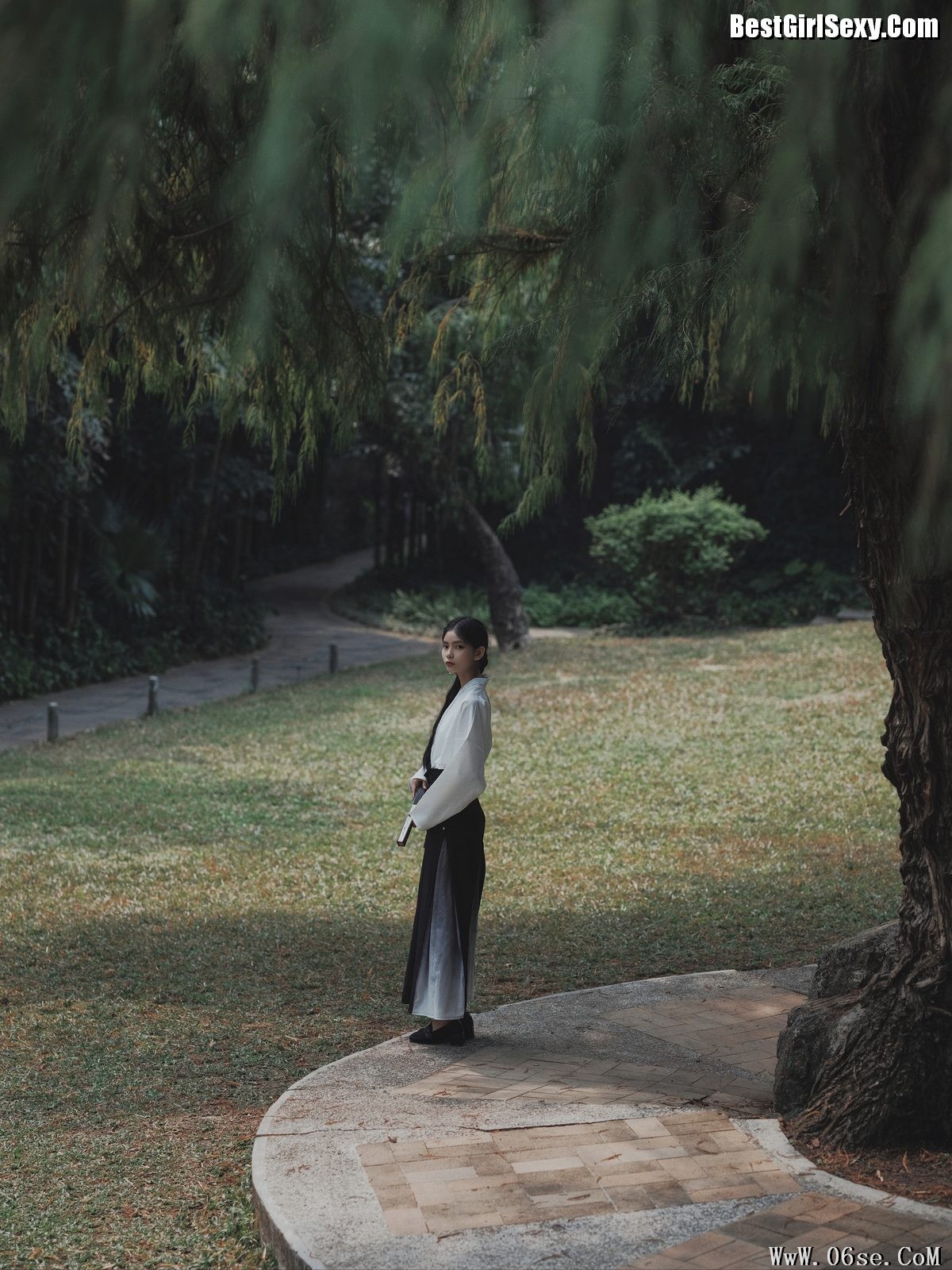 图片[19]-YiTuYu艺图语 Vol.3933 Xiao Tian[44P]-六色网