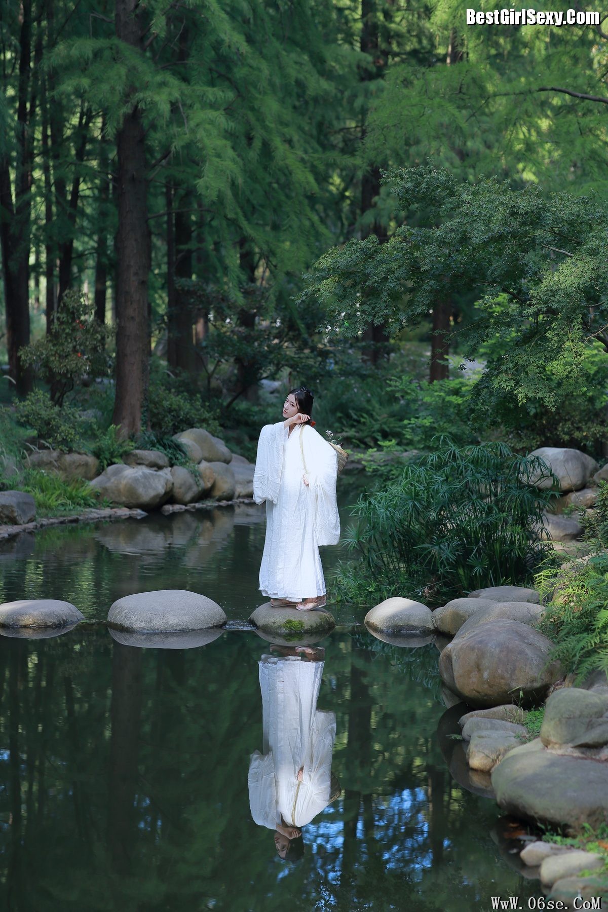 图片[7]-YiTuYu艺图语 Vol.3976 Da Xian Nai Nai[30P]-六色网
