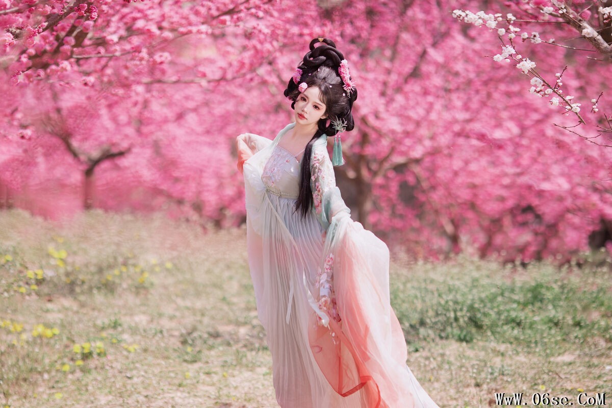 图片[4]-YiTuYu艺图语 Vol.6833 Huan Huan[23P]-六色网