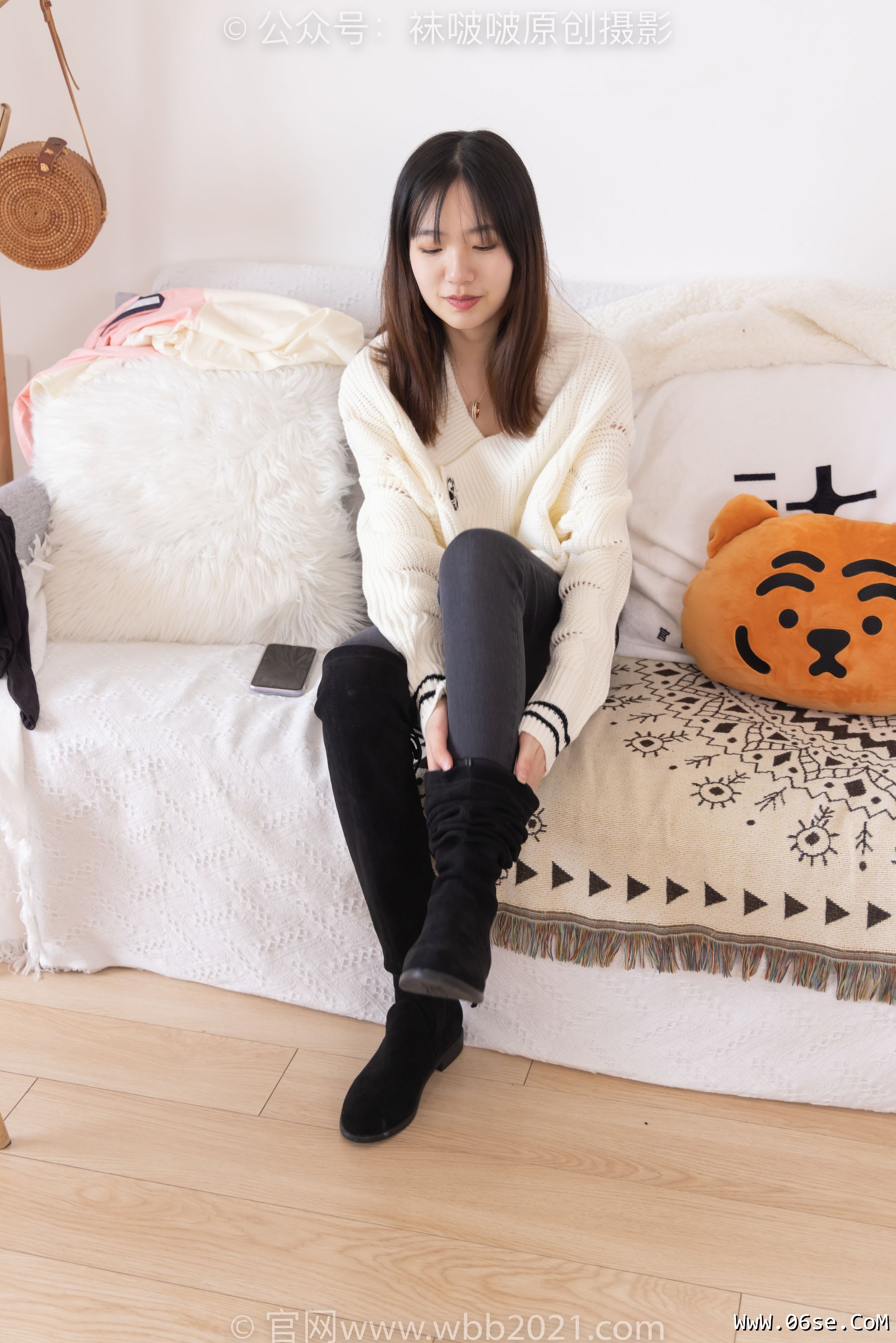 图片[82]-BoBoSocks袜啵啵 No.326 小甜豆 -长靴、油亮灰丝、裤里丝[155P]-六色网