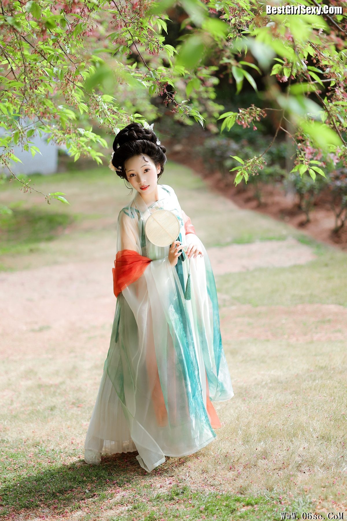 图片[8]-YiTuYu艺图语 Vol.3968 Jun Yin Lan[26P]-六色网
