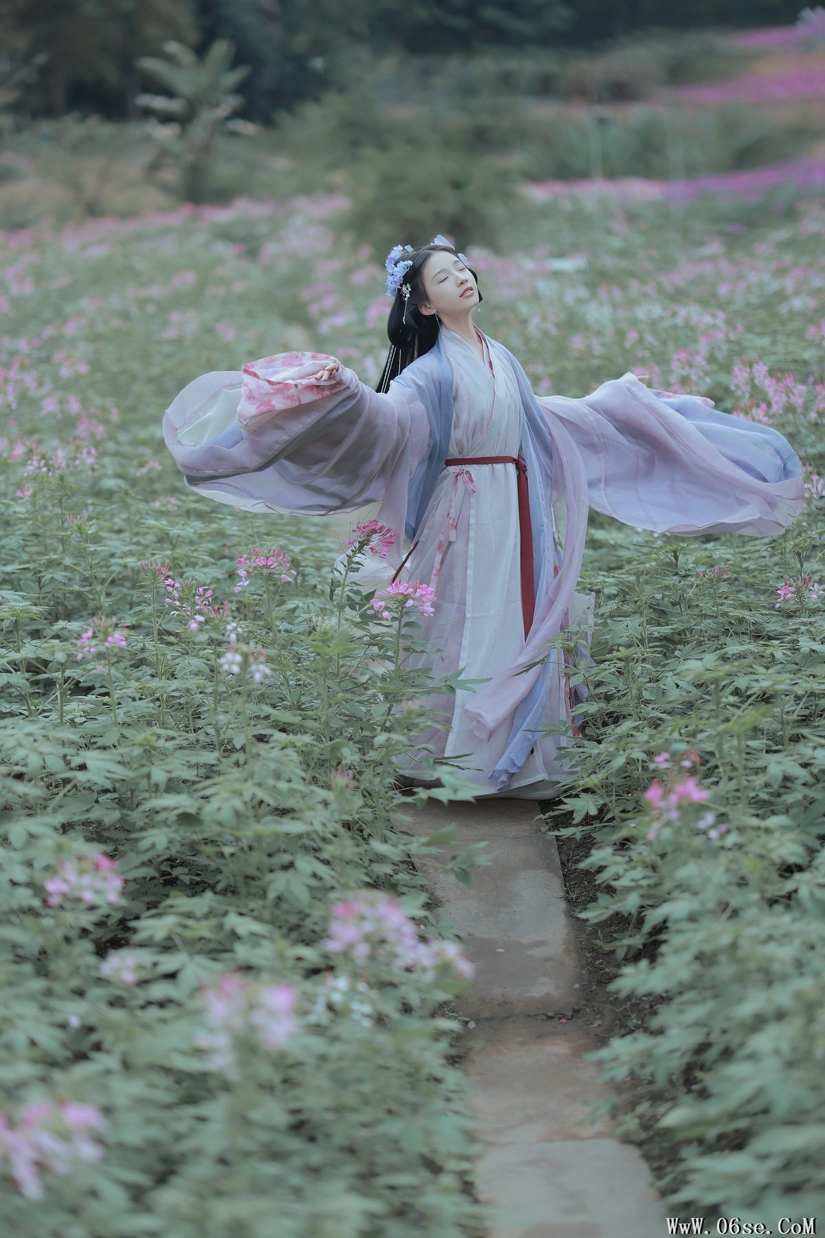 图片[23]-YiTuYu艺图语 Vol.3346 Xin Xin[23P]-六色网
