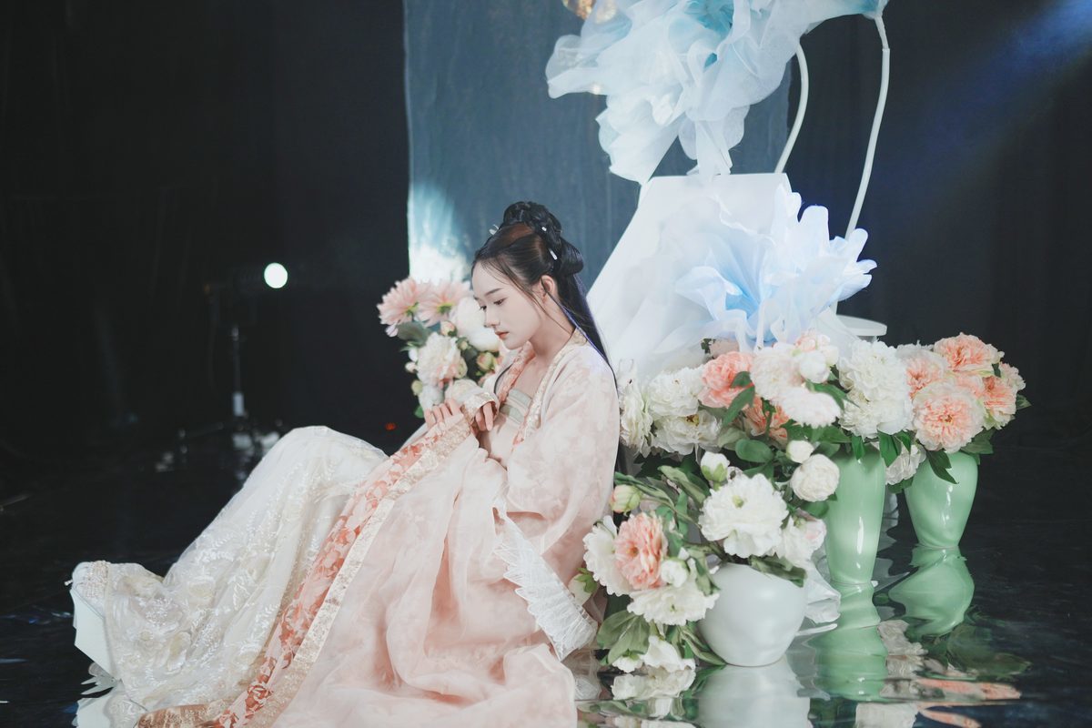 图片[35]-YiTuYu艺图语 Vol.4406 Tu Zi Zzz Bu Chi Hu Luo Bo[40P]-六色网