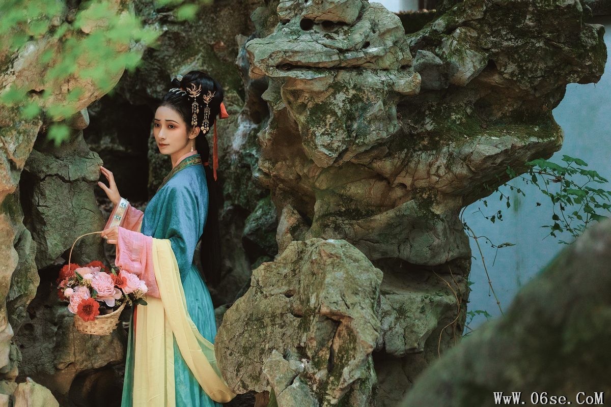 图片[29]-YiTuYu艺图语 Vol.5361 Mou Xiao Yao[49P]-六色网