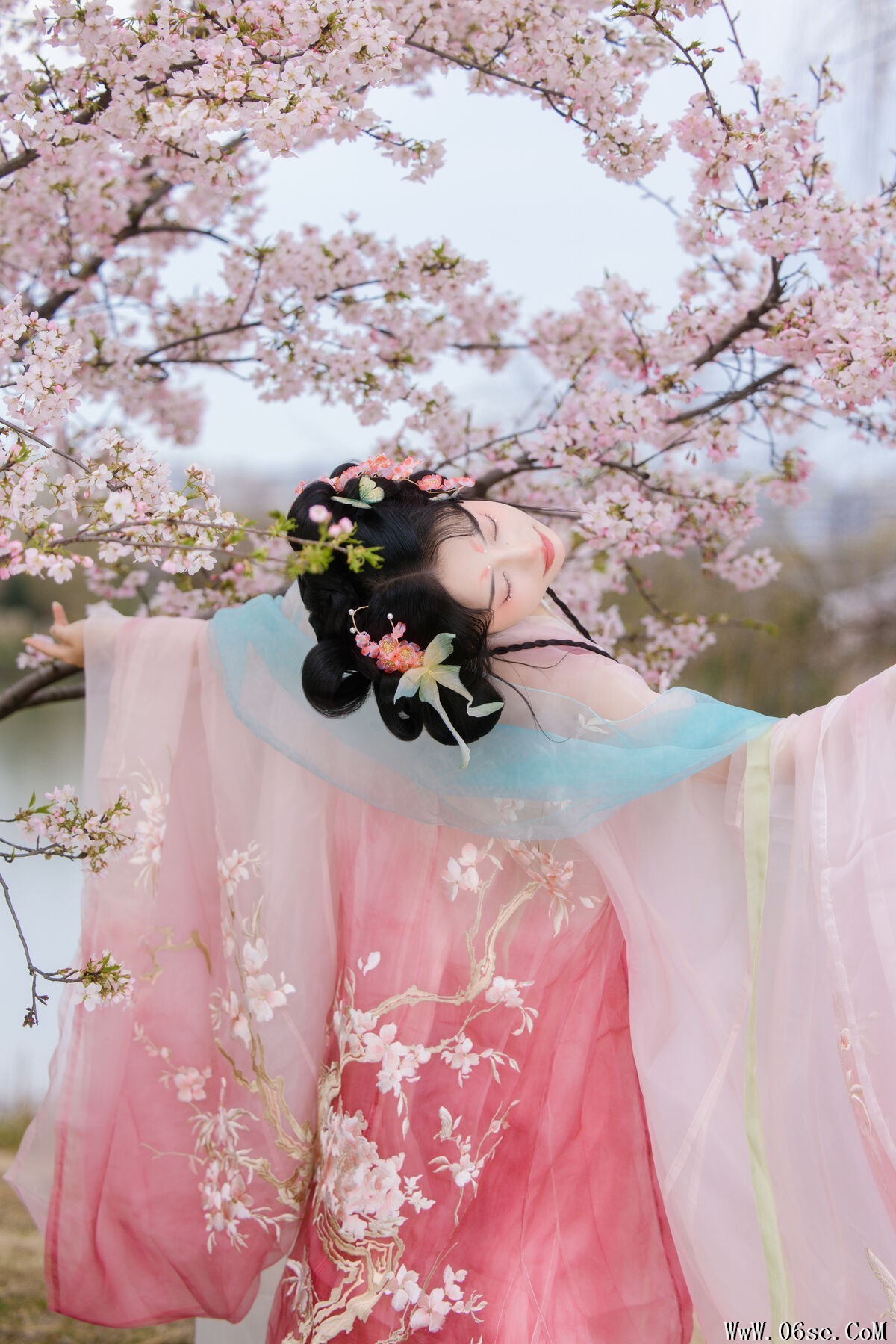 图片[4]-YiTuYu艺图语 Vol.7463 Xian Lu[30P]-六色网