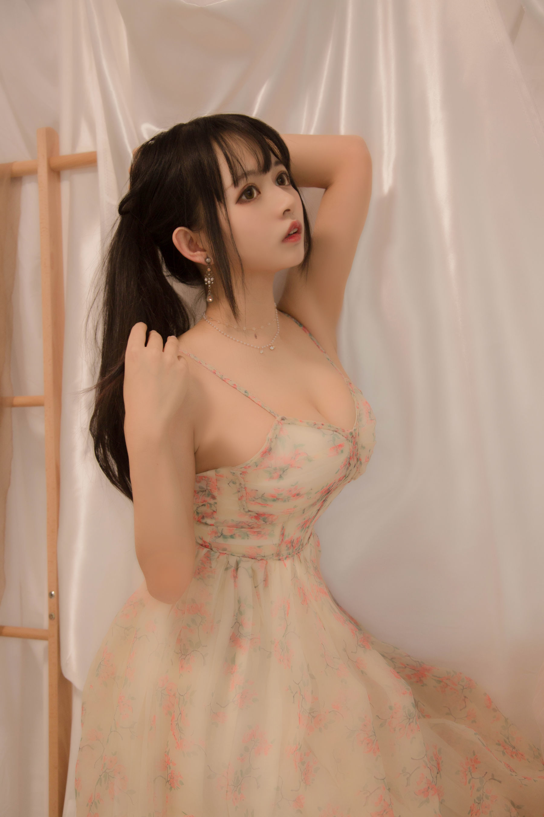 图片[13]-大眼萌妹黑猫猫OvO good morning + good night[24P]-六色网