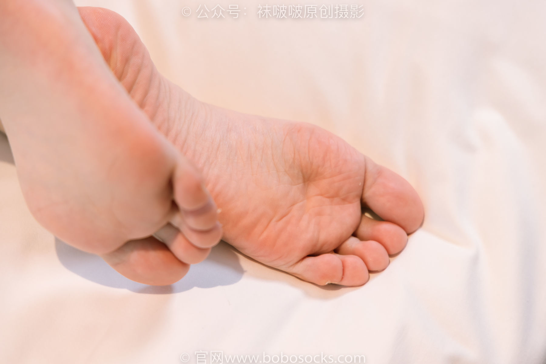 图片[7]-BoBoSocks袜啵啵 No.176 小安-运动鞋、白棉袜、裸足[139P]-六色网