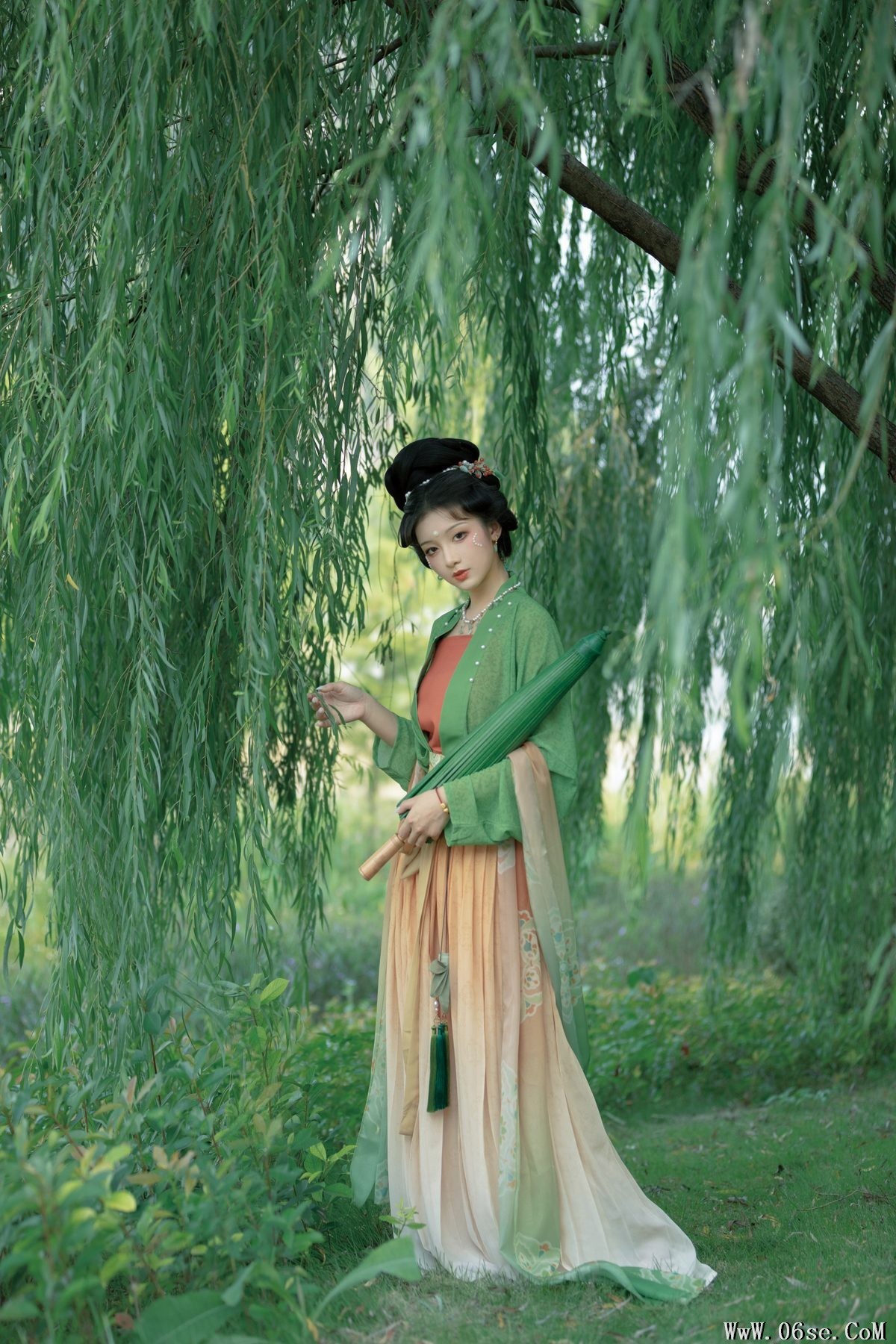 图片[12]-YiTuYu艺图语 Vol.5744 Xin Lan[39P]-六色网