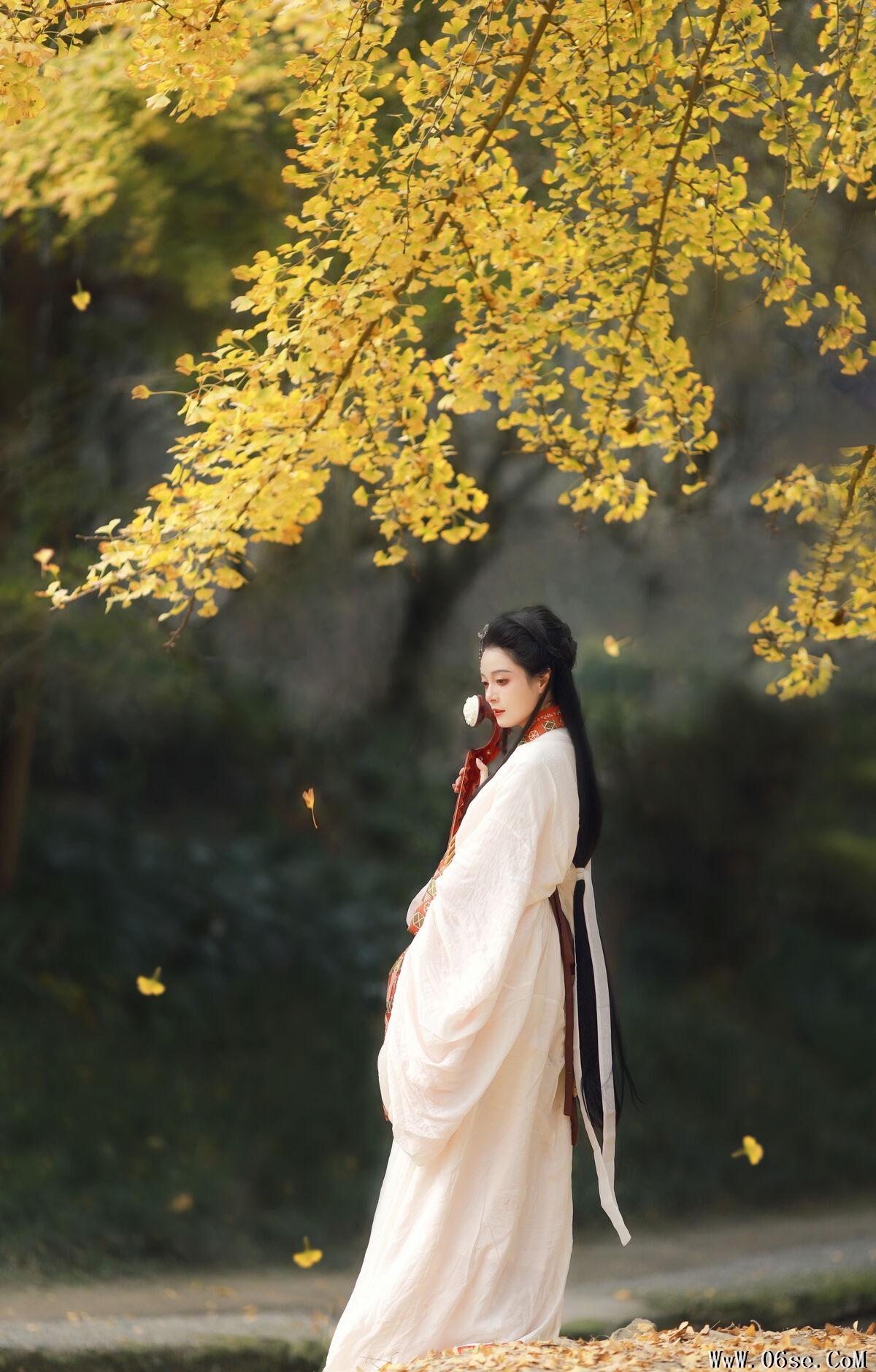 图片[5]-YiTuYu艺图语 Vol.6437 Nu Li Hua Zhuang De Sui Sui[22P]-六色网