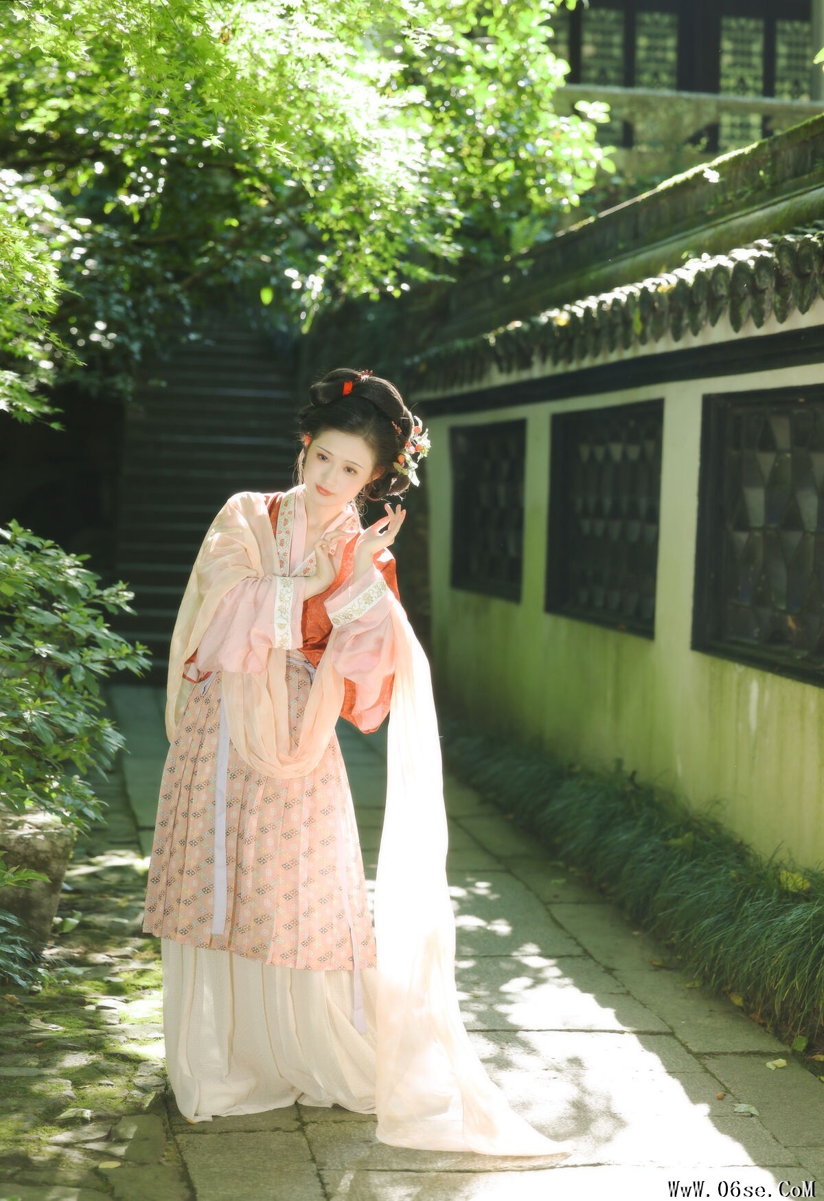 图片[22]-YiTuYu艺图语 Vol.7458 Yu Yuan Yi Wan[23P]-六色网