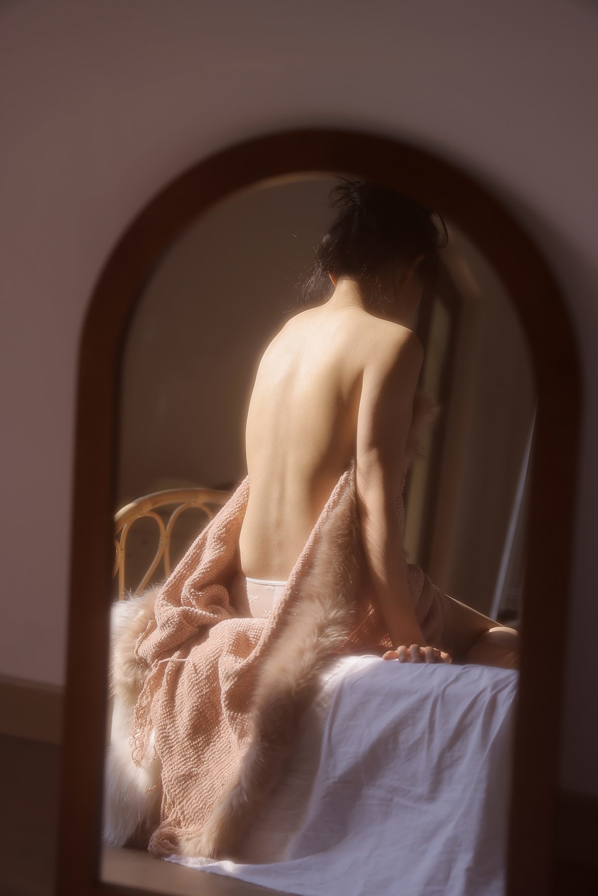图片[11]-YiTuYu艺图语 Vol.3495 Qin Qin[23P]-六色网