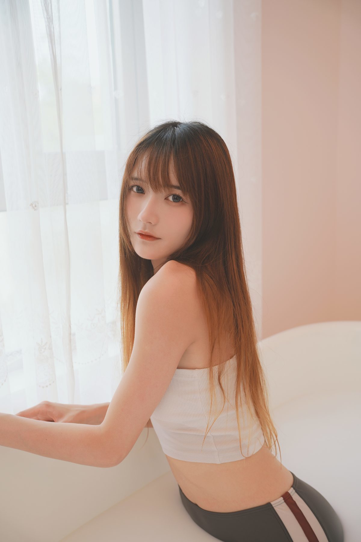 图片[27]-YiTuYu艺图语 Vol.4920 Tu Zi Zzz Bu Chi Hu Luo Bo[30P]-六色网