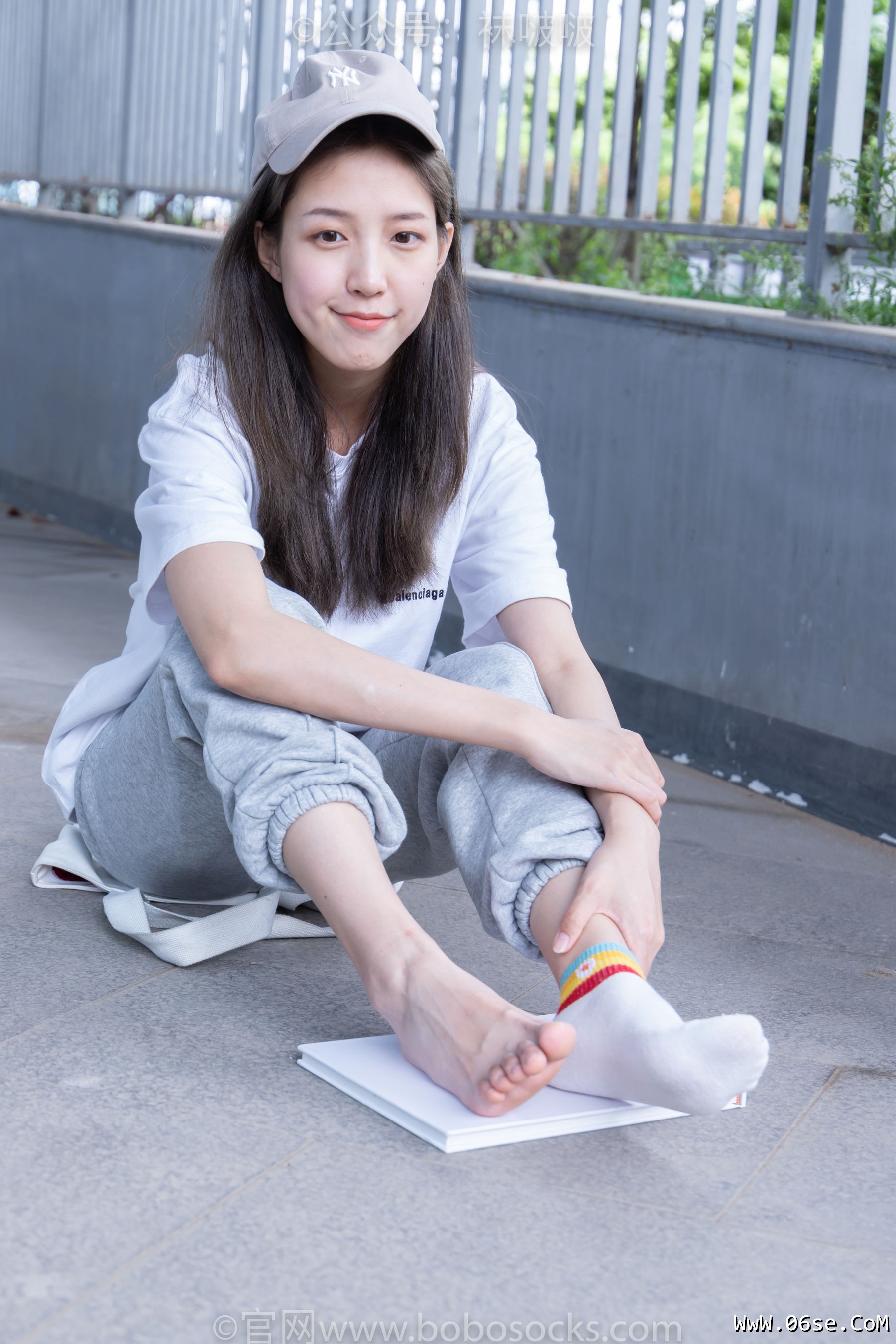 图片[94]-BoBoSocks袜啵啵 No.012 泡芙-运动鞋、白棉袜、裸足[132P]-六色网