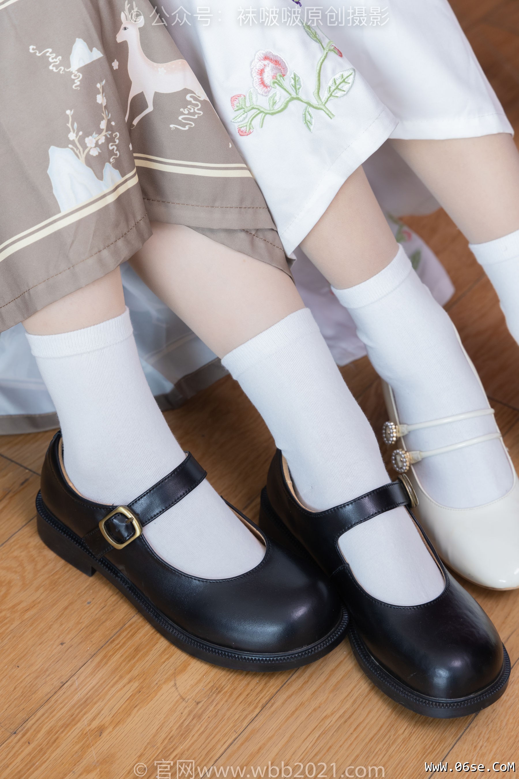 图片[126]-BoBoSocks袜啵啵 No.400 奶油&甜甜圈 -两双高跟鞋、白棉袜、肉丝[158P]-六色网