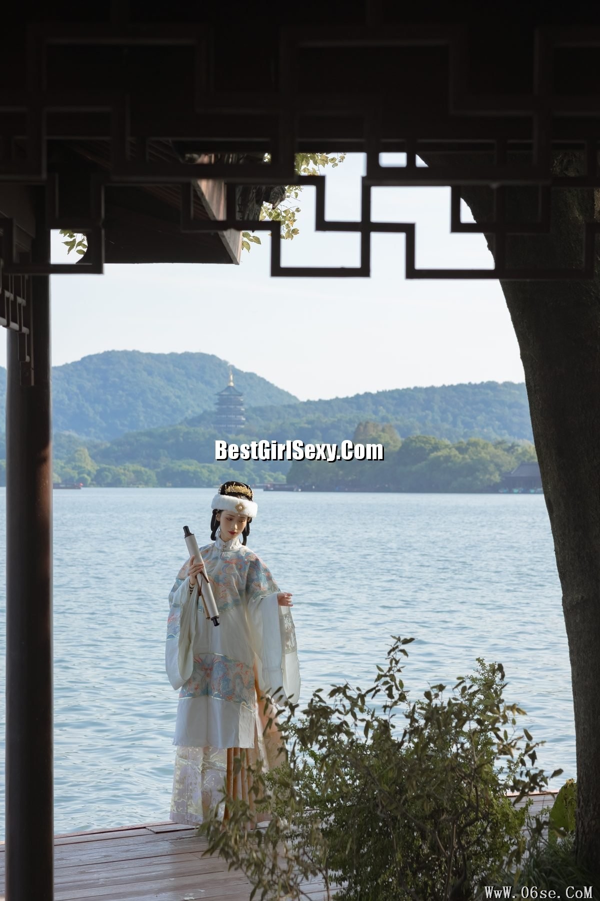 图片[32]-YiTuYu艺图语 Vol.3724 Mou Xiao Yao[53P]-六色网