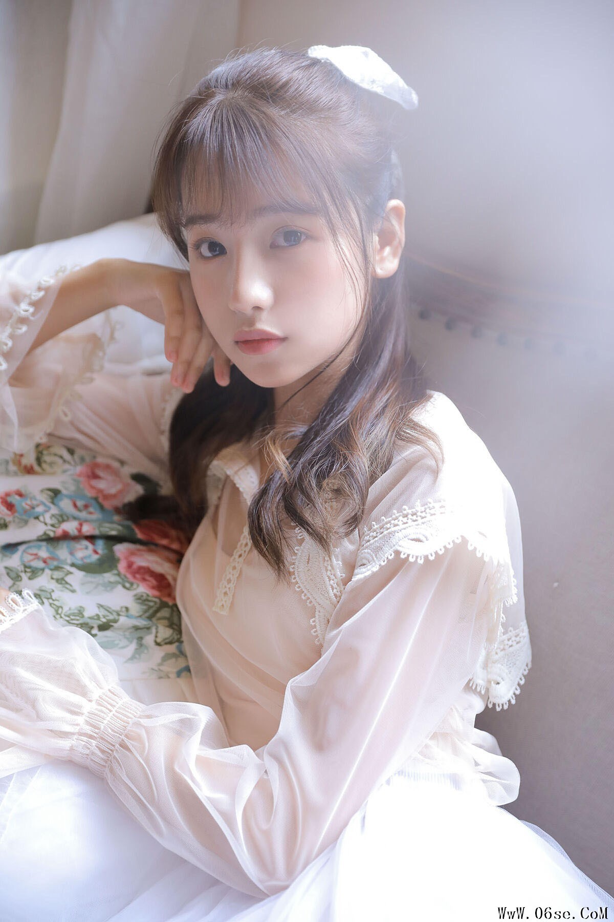 YiTuYu艺图语 Vol.6343 Wen Si Er Vv[23P]-六色网