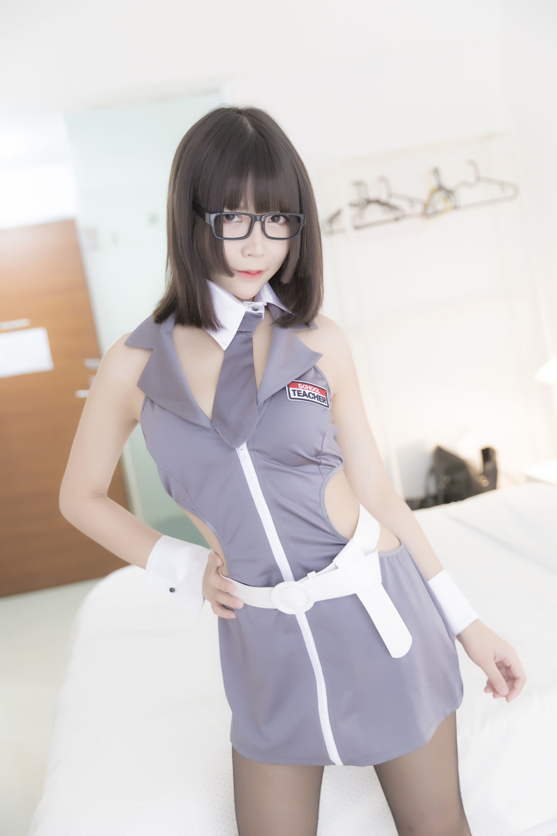 图片[18]-二次元妹子抱走莫子aa 黑丝制服[45P]-六色网