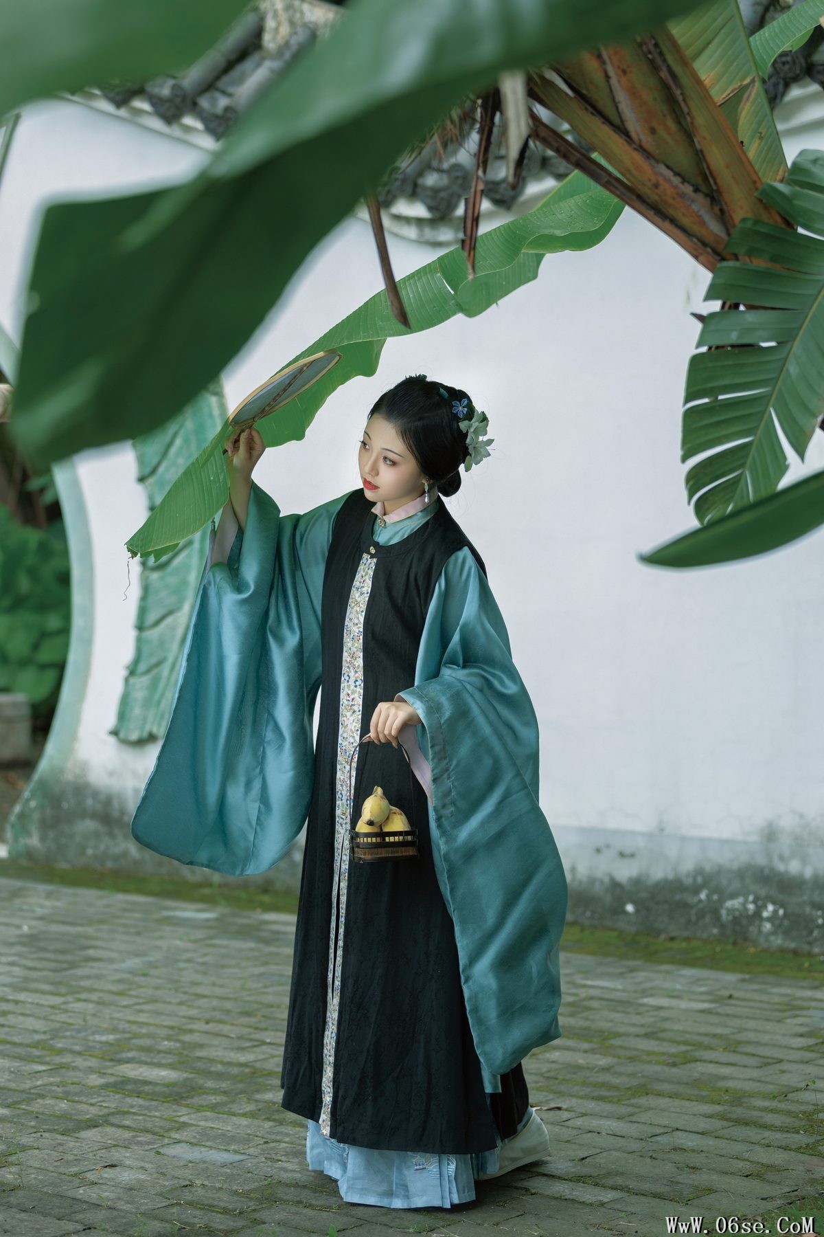 图片[29]-YiTuYu艺图语 Vol.5497 Jin Zou Ba[40P]-六色网