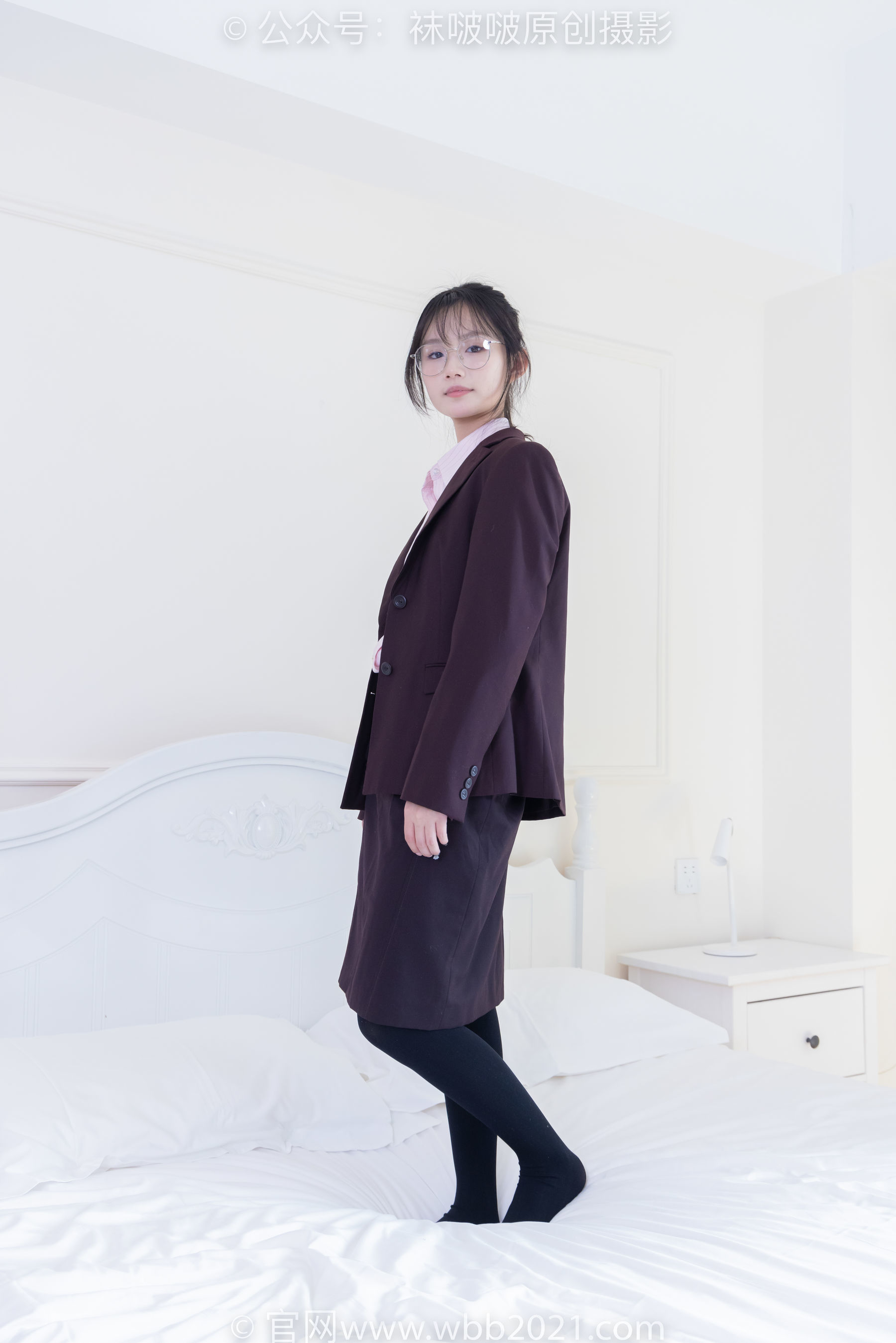 图片[111]-BoBoSocks袜啵啵 No.362 甜甜圈 -两双皮鞋、厚肉丝、厚黑丝、ol制服[230P]-六色网