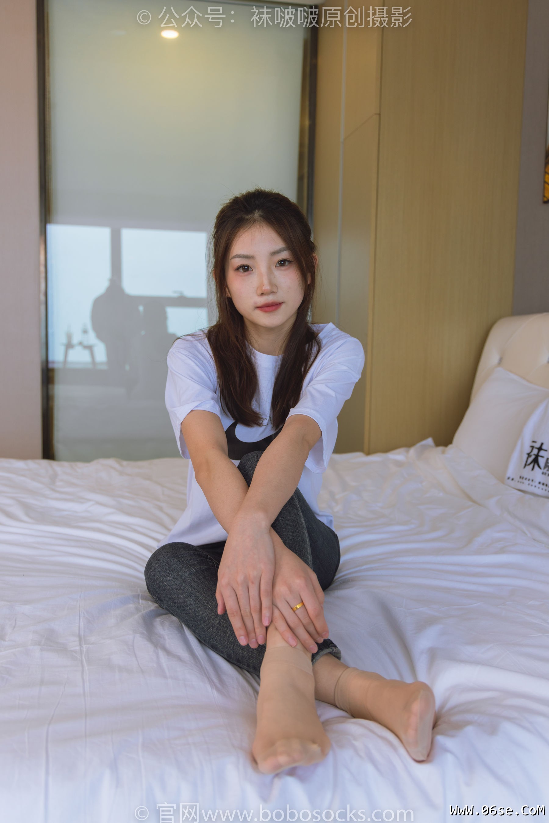 图片[120]-BoBoSocks袜啵啵 No.220 小沫-两双板鞋、短肉丝、裸足[140P]-六色网