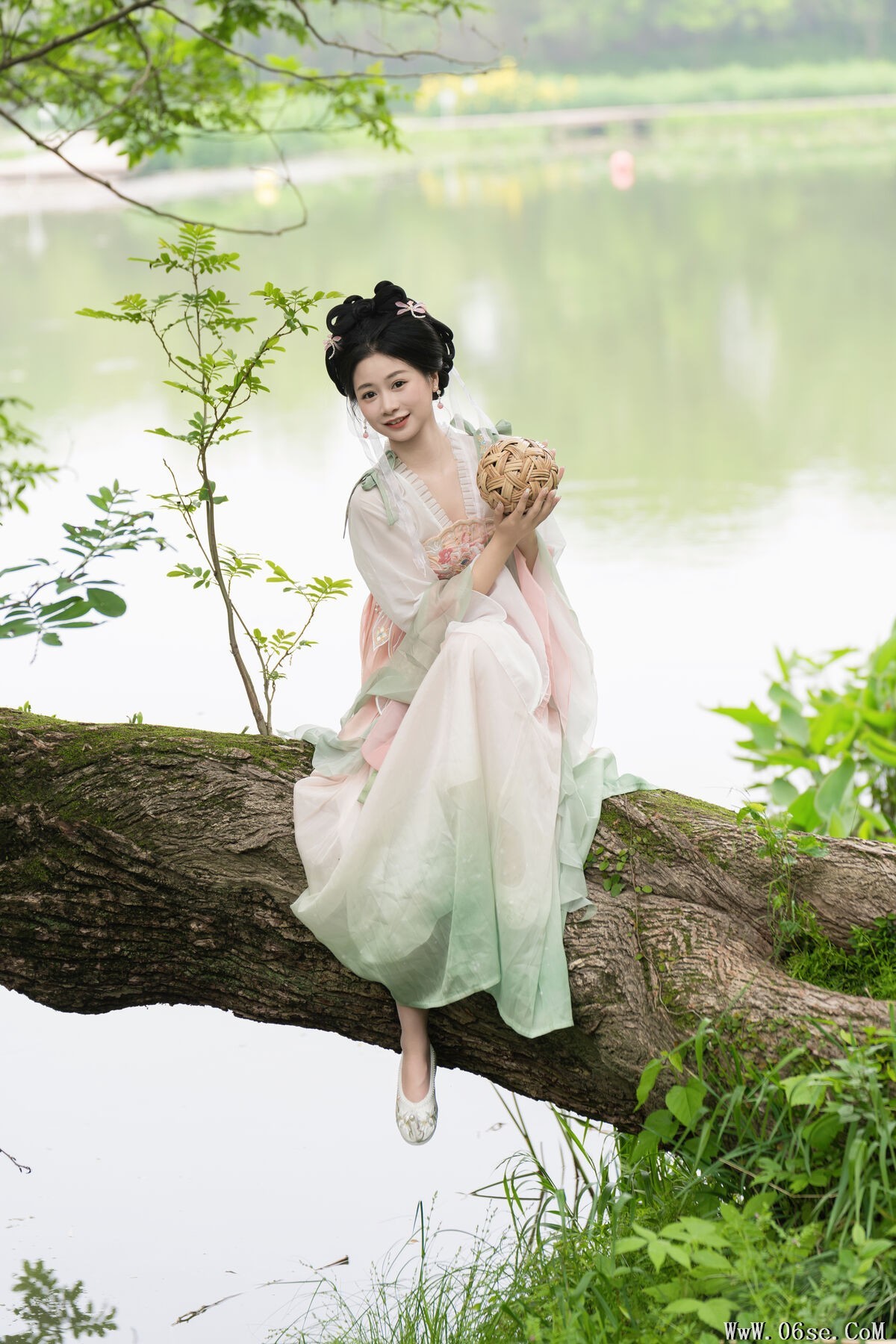 图片[19]-YiTuYu艺图语 Vol.6881 Cheng Zi Shu[28P]-六色网