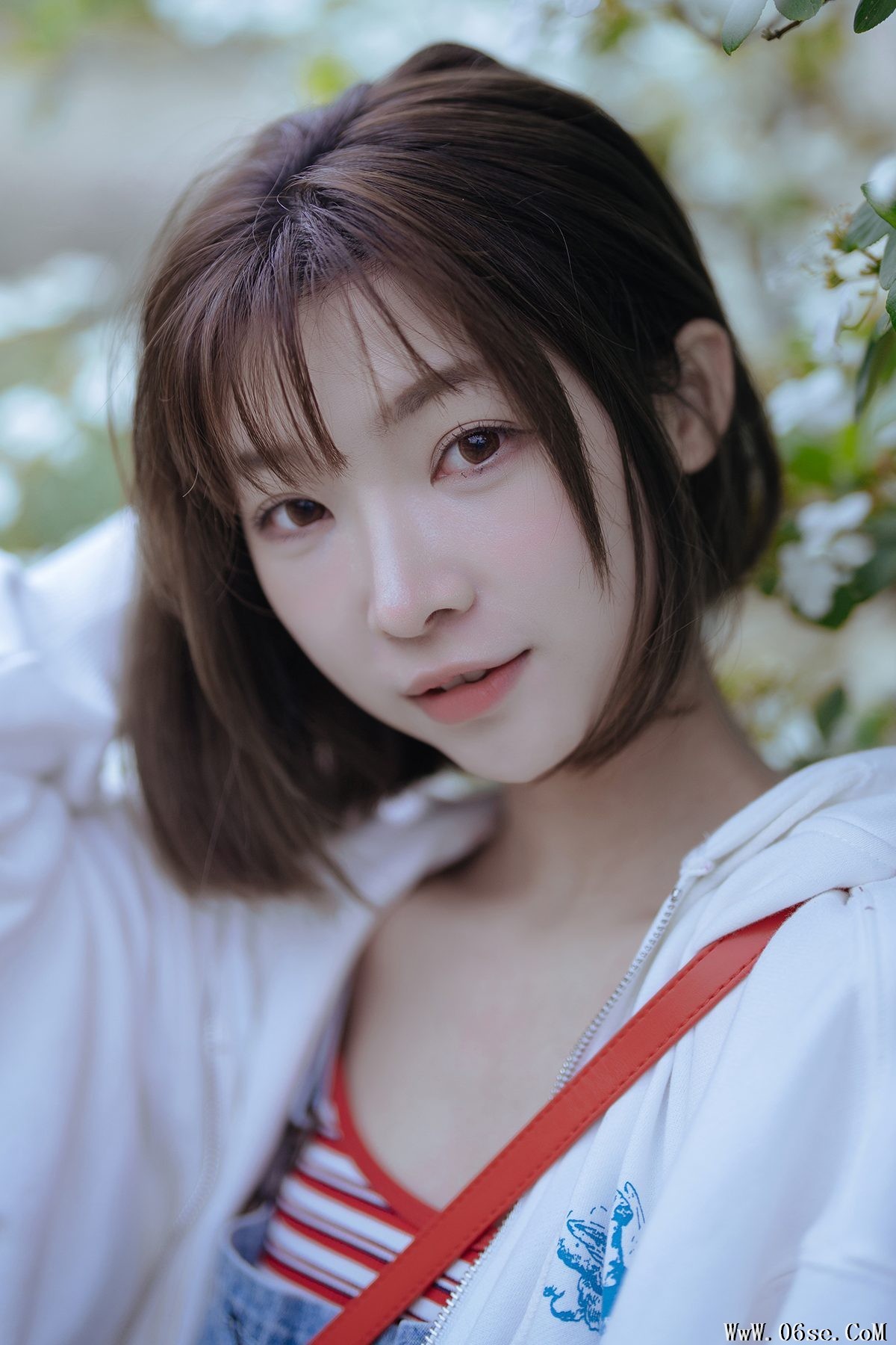 YiTuYu艺图语 Vol.4243 Qi Qi[66P]-六色网
