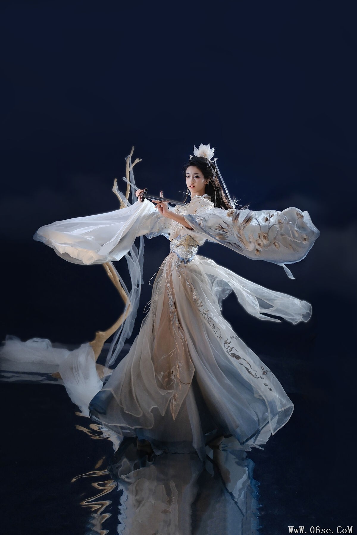 图片[17]-YiTuYu艺图语 Vol.7140 Leng Ku Wang Ye[21P]-六色网