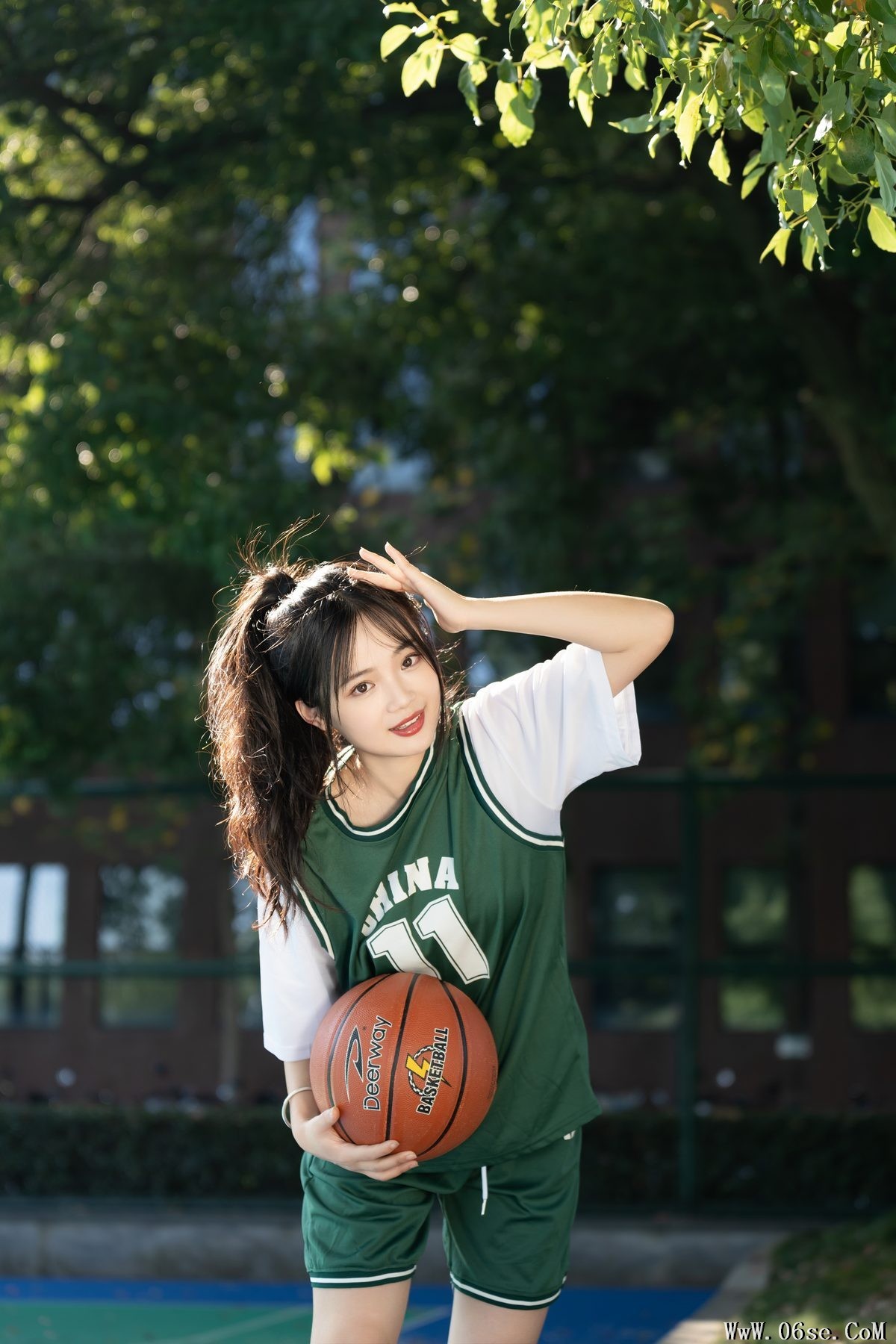 图片[17]-YiTuYu艺图语 Vol.5876 Xiao Ou O[25P]-六色网