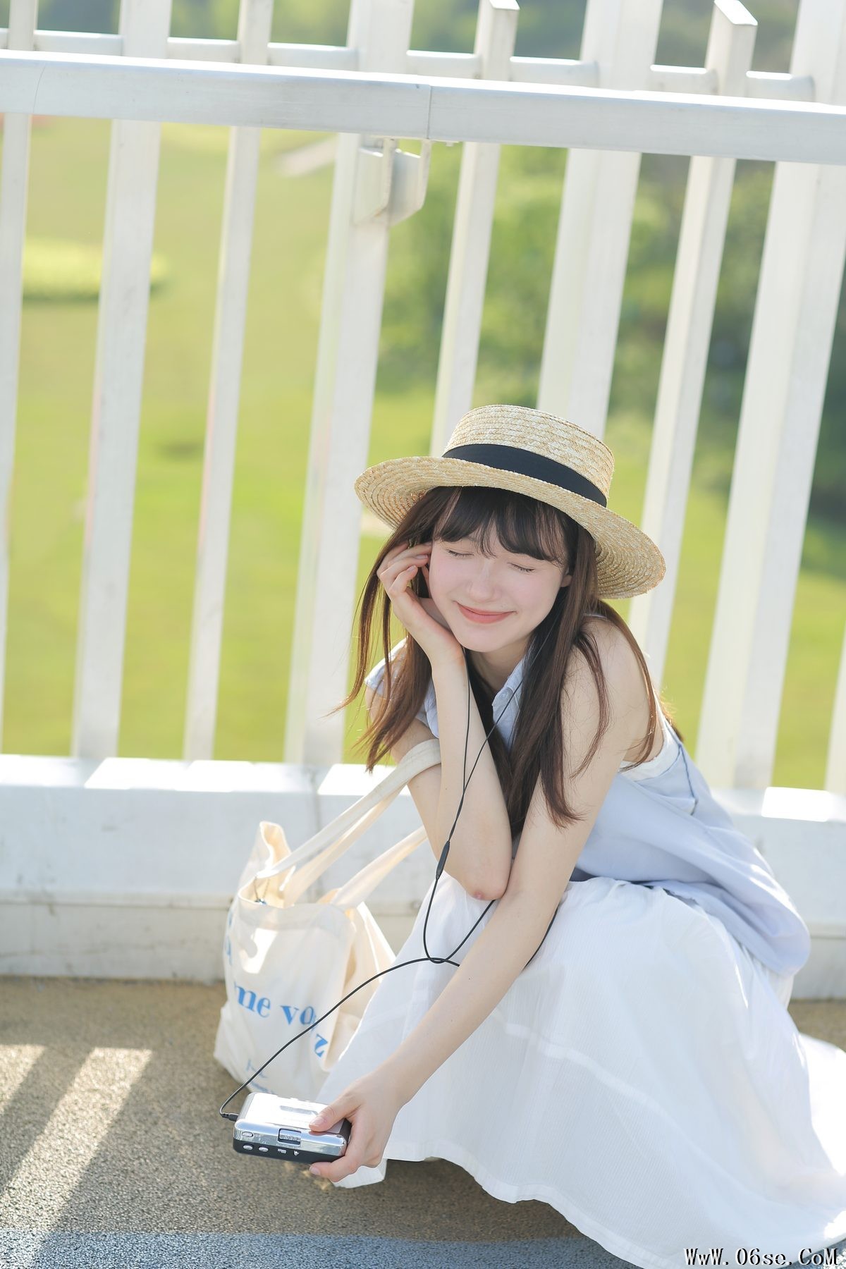 图片[4]-YiTuYu艺图语 Vol.3217 Yang Xi[33P]-六色网