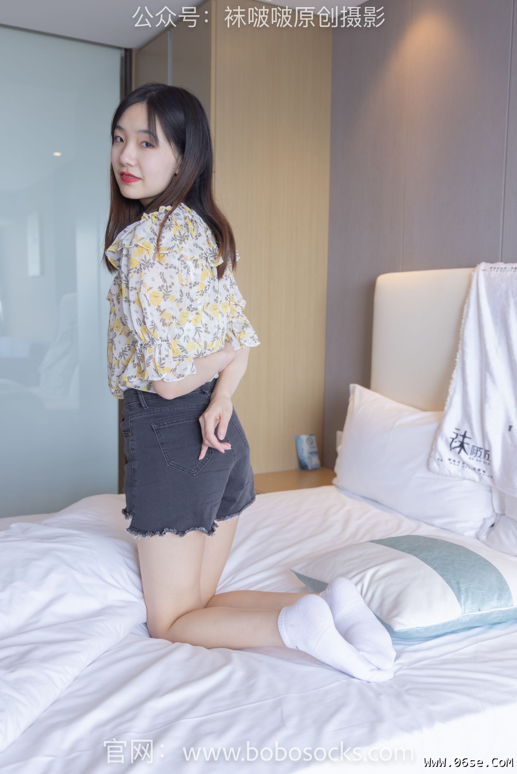 图片[4]-BoBoSocks袜啵啵 No.136 小甜豆-高跟长靴、白棉袜、裸足[200P]-六色网