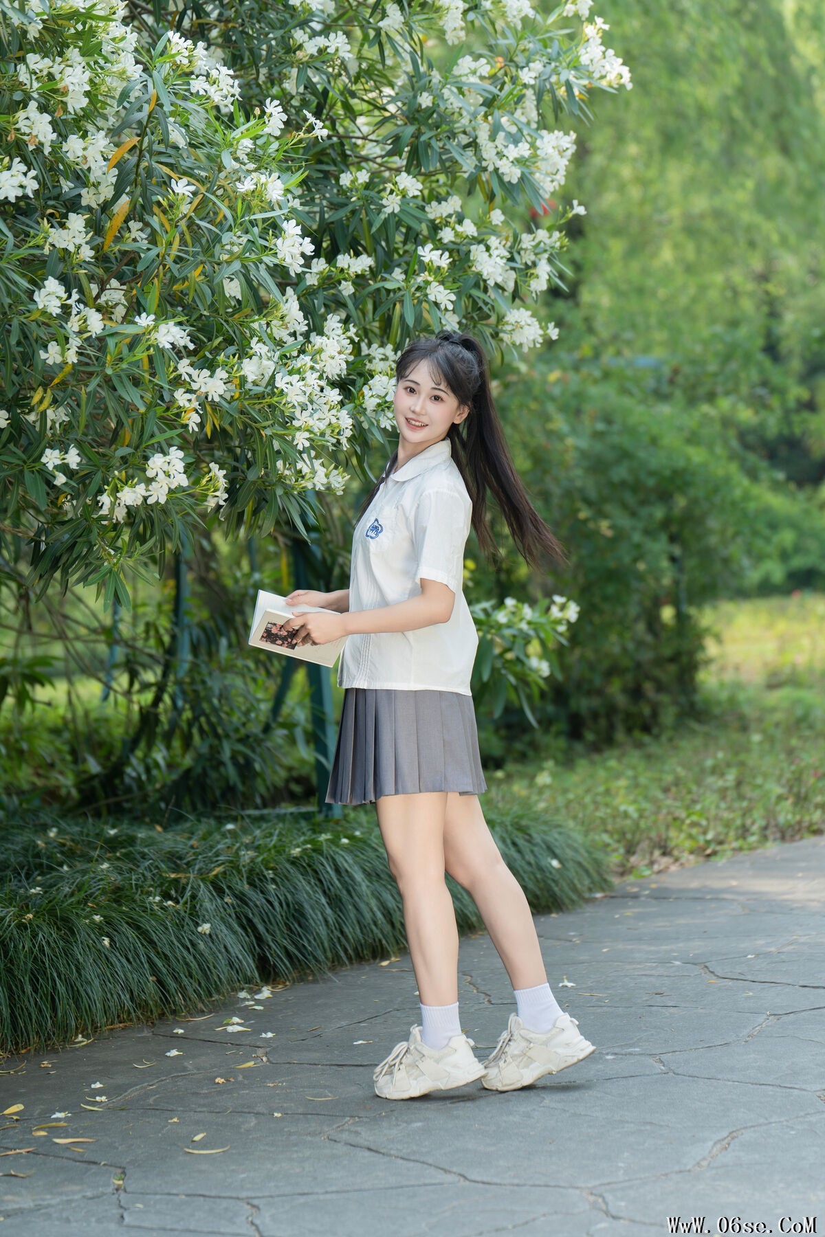 图片[17]-YiTuYu艺图语 Vol.7260 Jiao Yi Zhi Sui Sui[33P]-六色网