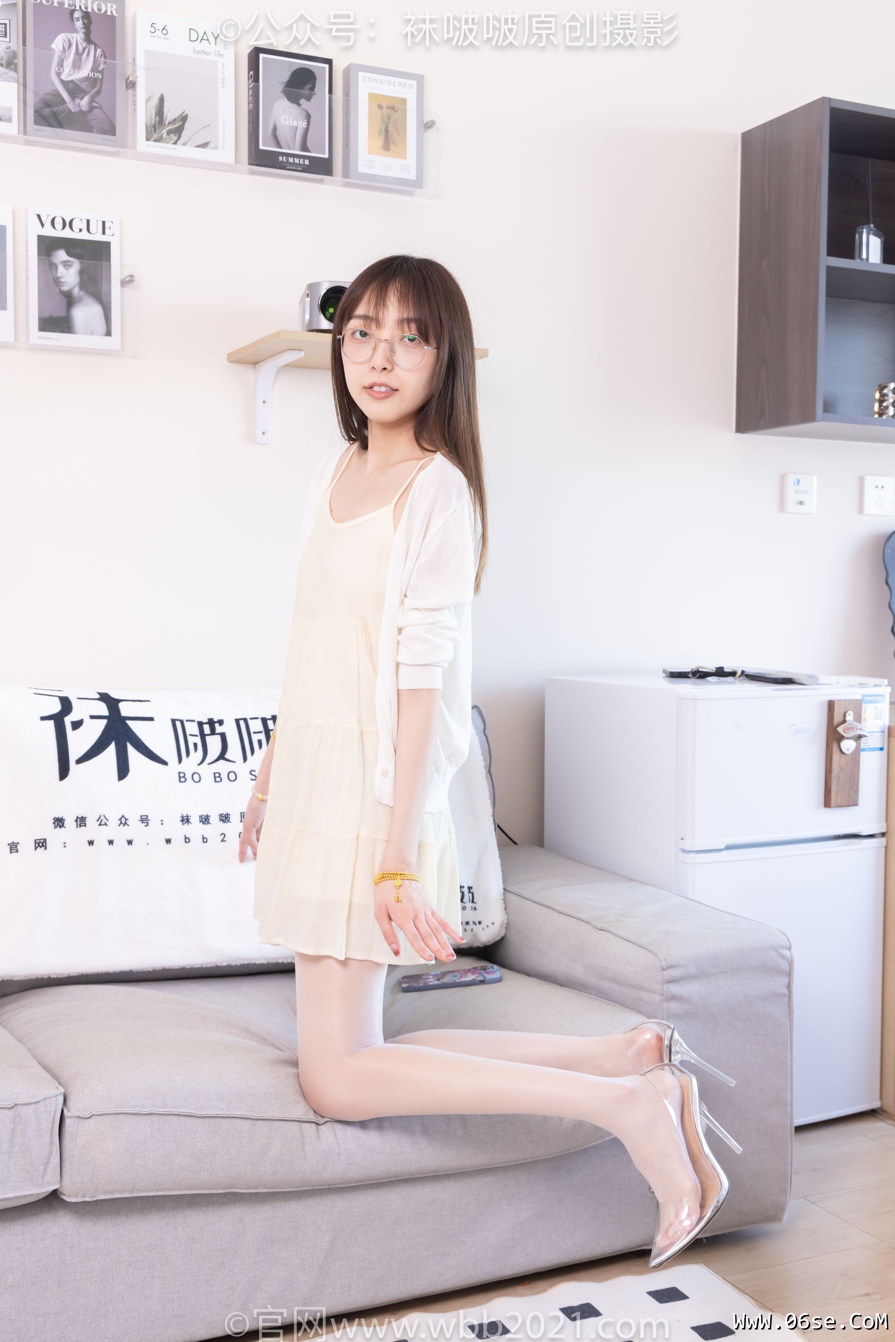 图片[112]-BoBoSocks袜啵啵 No.391 稚予 -两双高跟鞋、肉丝、油亮白丝、裸足[145P]-六色网